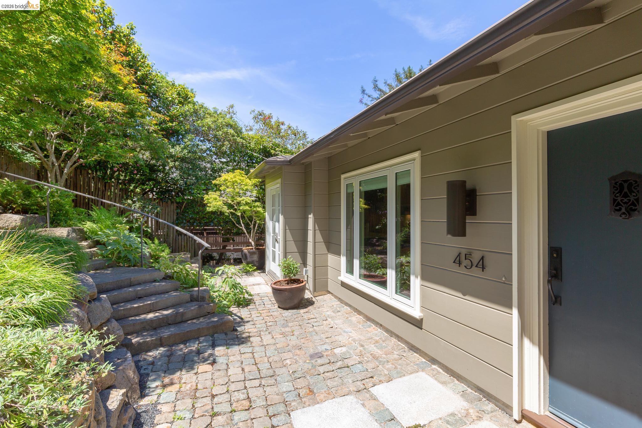 454 VINCENTE AVE, BERKELEY, CA 94707  Photo 7