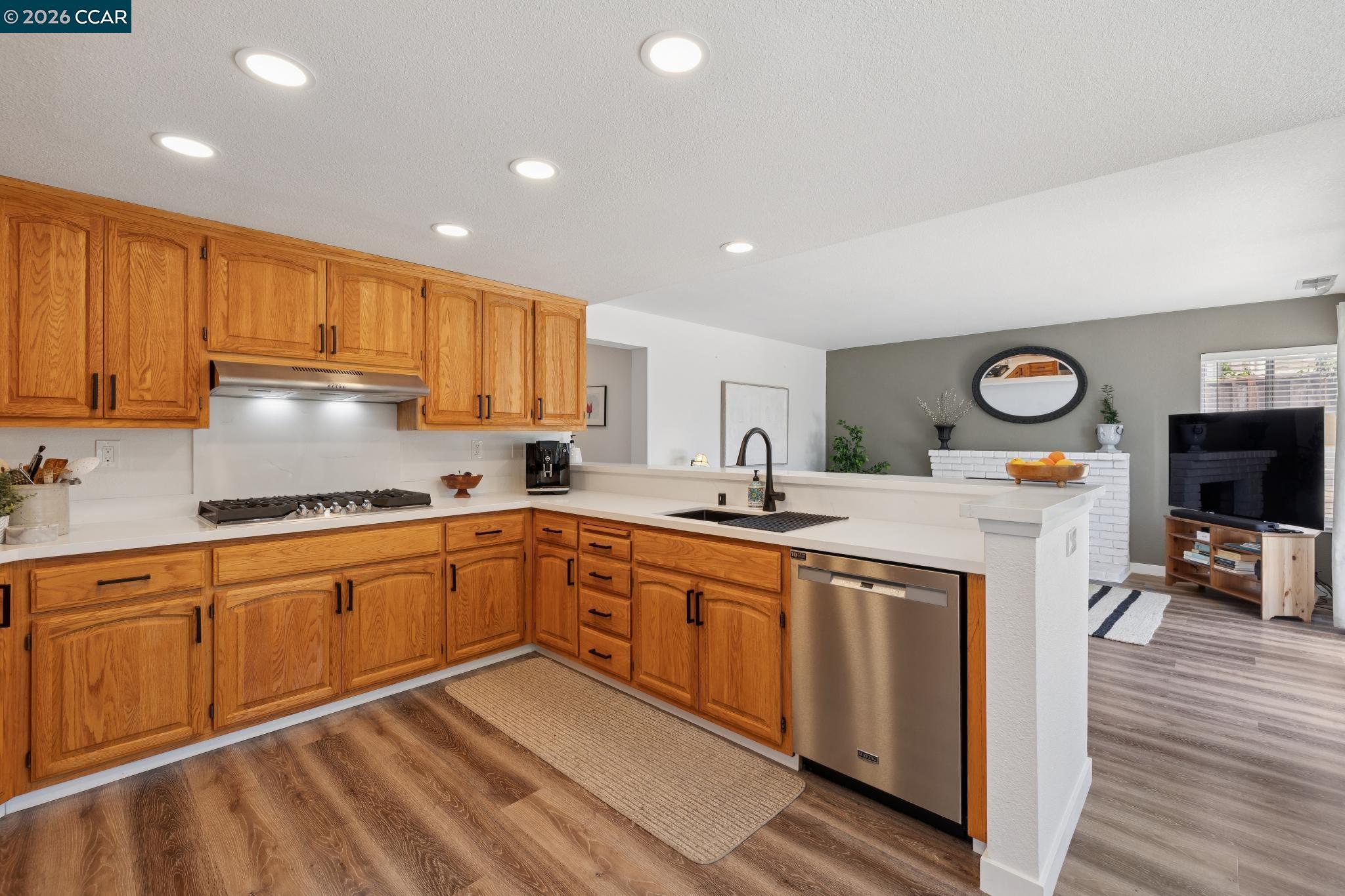 2724 De La Briandais Ct, Pinole CA 94564 — photo 23