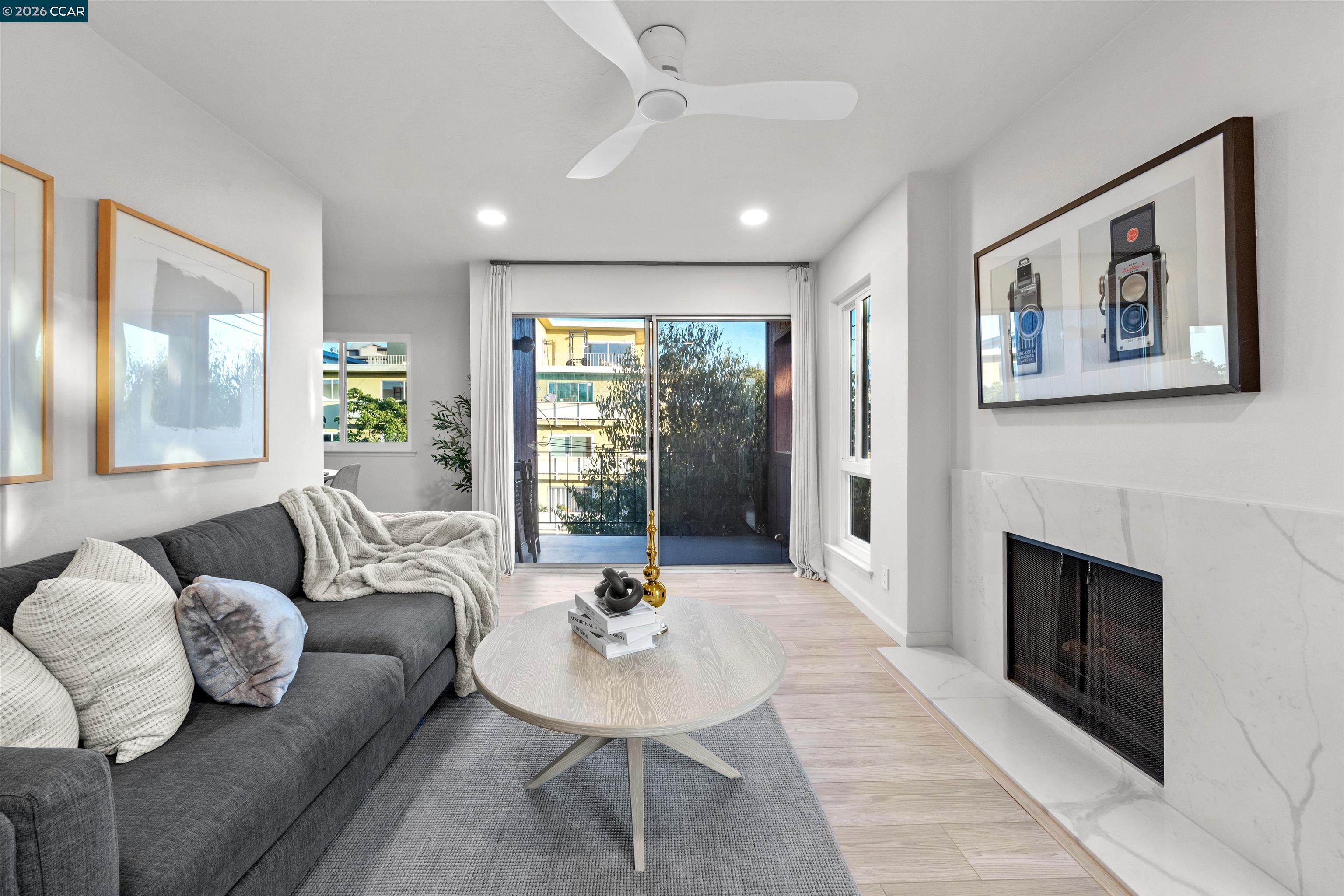 Photo #2: 41135466 Listing: Photo #2