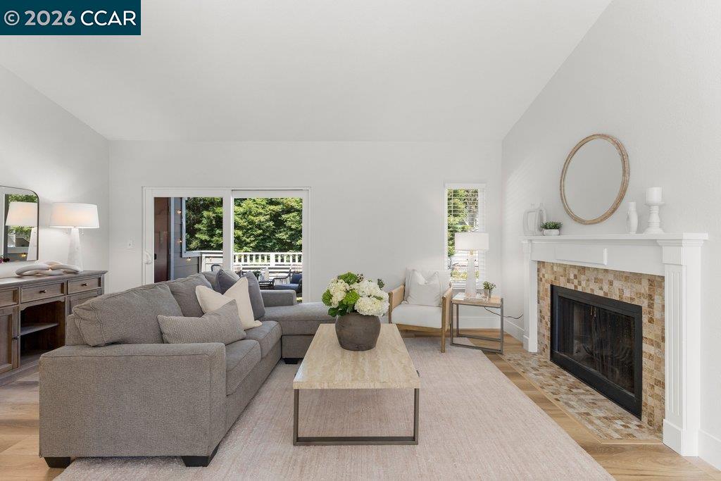 Photo #5: 41135474 Listing: Photo #5