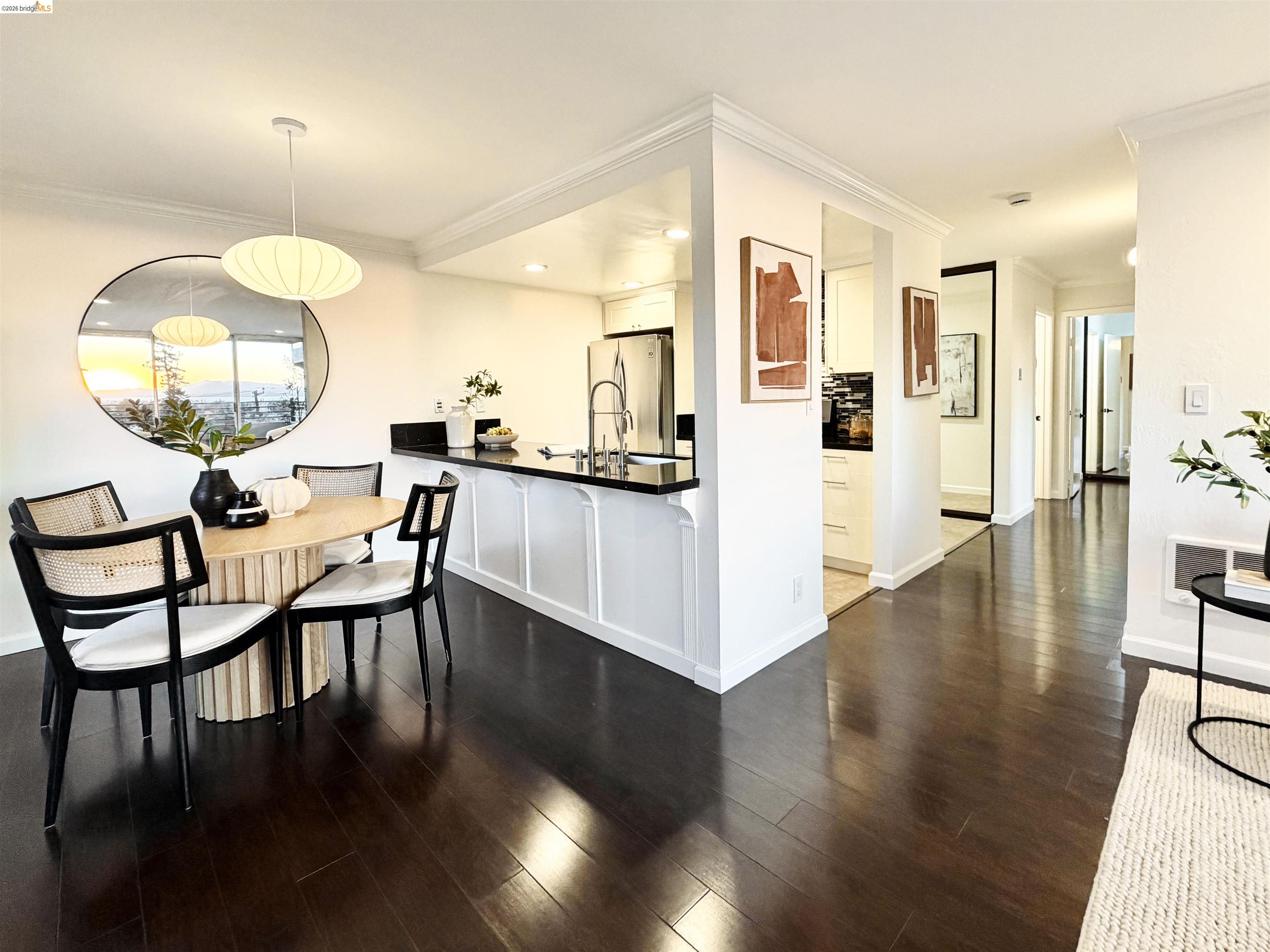 Photo #3: 41135509 Listing: Photo #3