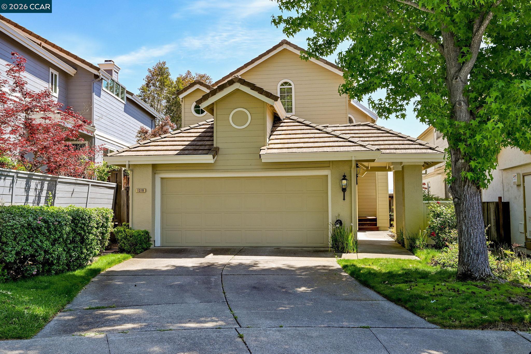 1319 Strawberry Ct