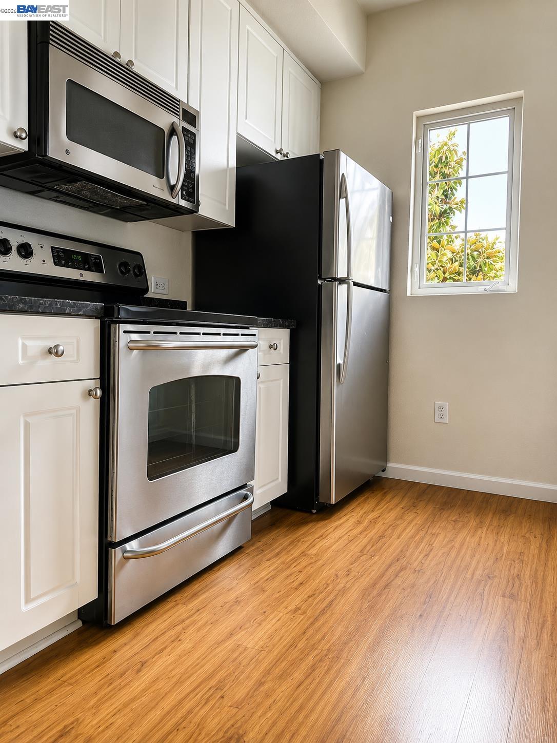 Photo #3: 41135539 Listing: Photo #3