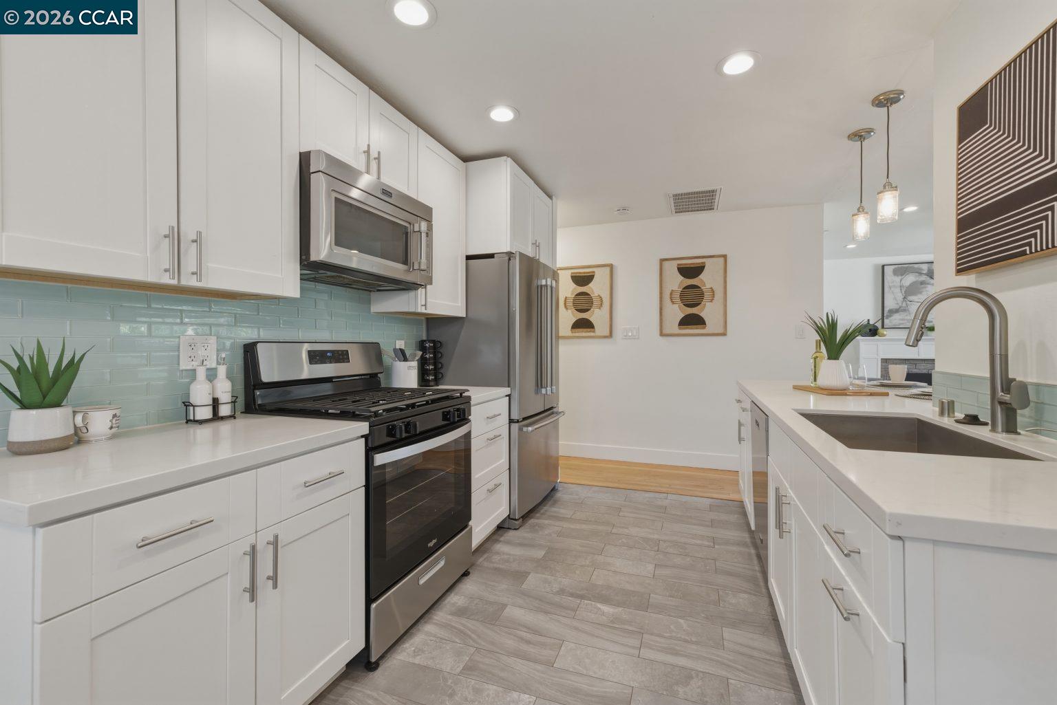 634 Teresa St, Martinez CA 94553 — photo 13