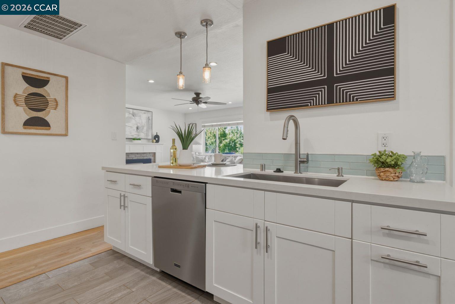 634 Teresa St, Martinez CA 94553 — photo 15