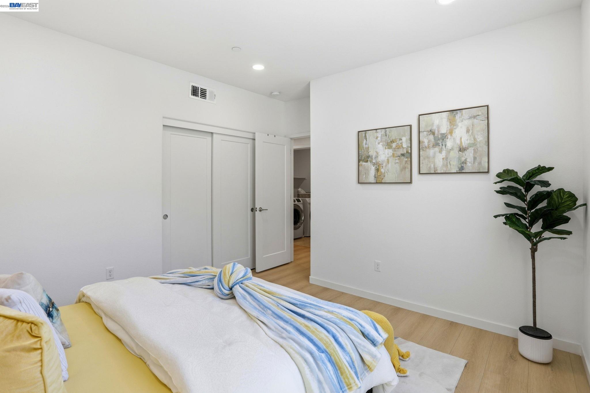 Photo #23: 41135561 Listing: Photo #23