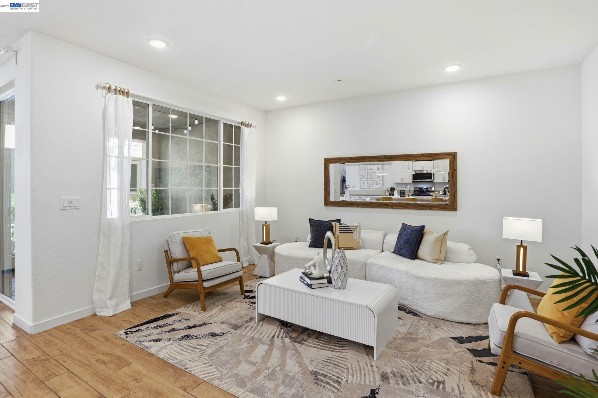 Photo #5: 41135561 Listing: Photo #5