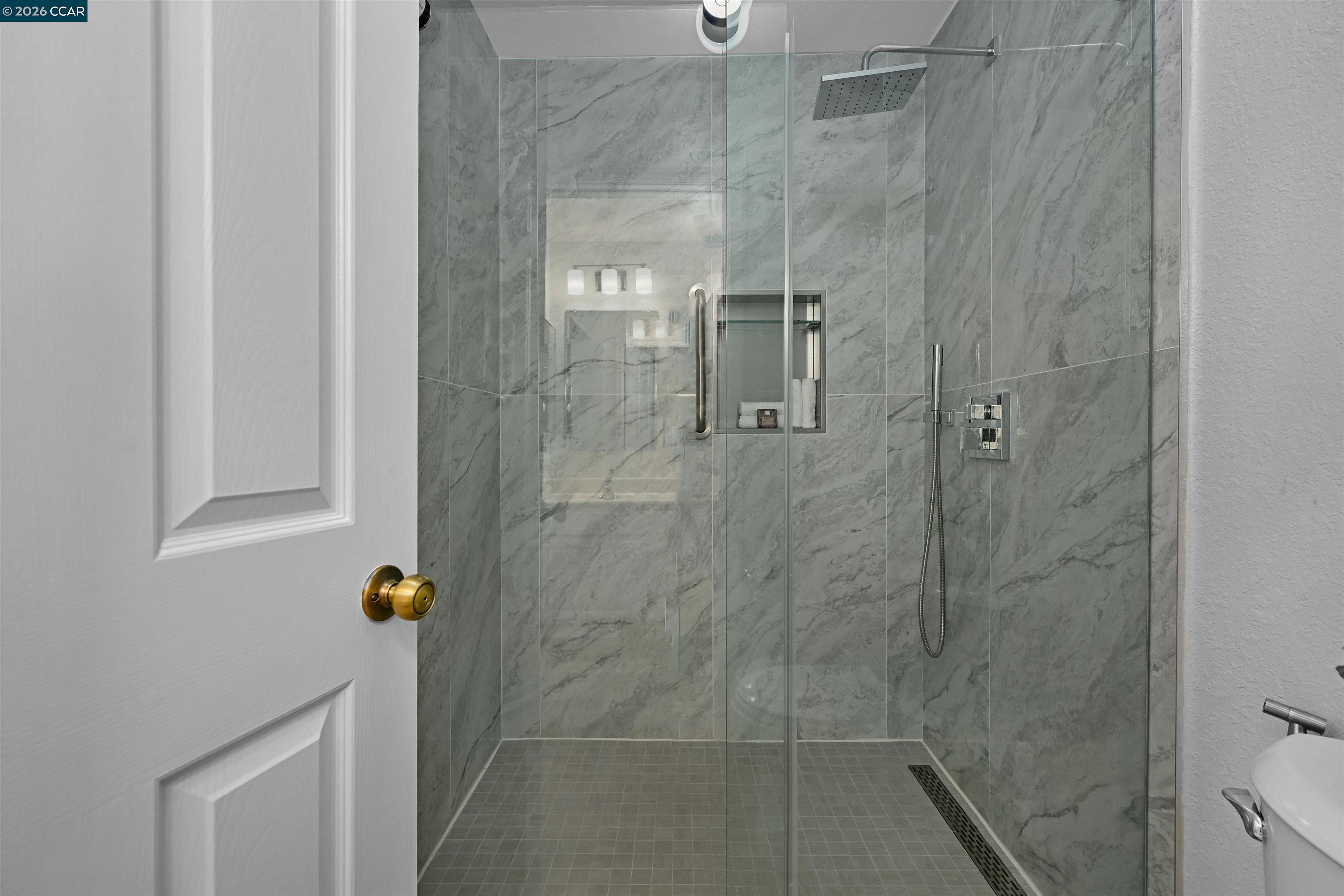 Photo #20: 41135563 Listing: Photo #20