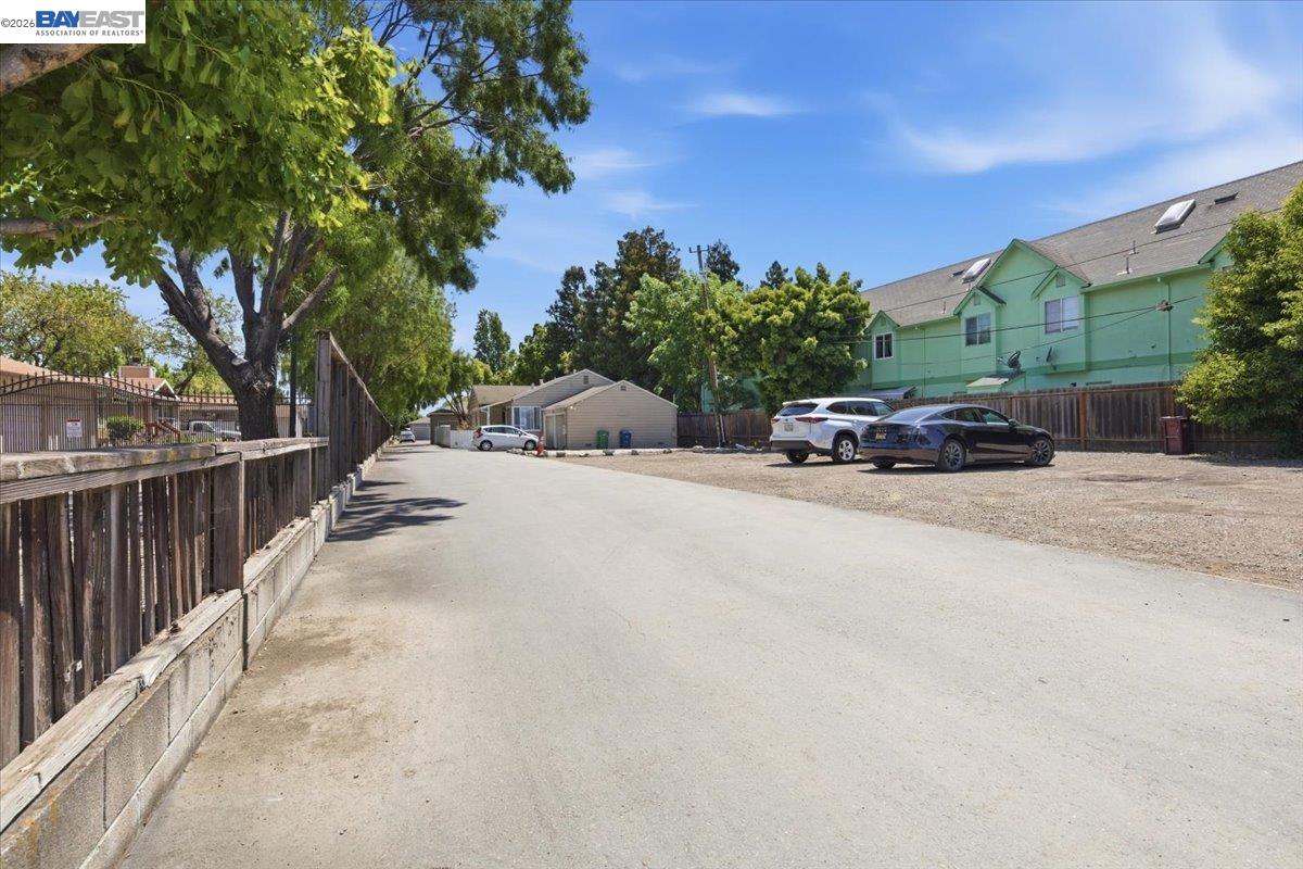882 W Tennyson Rd, Hayward CA 94544 — photo 10