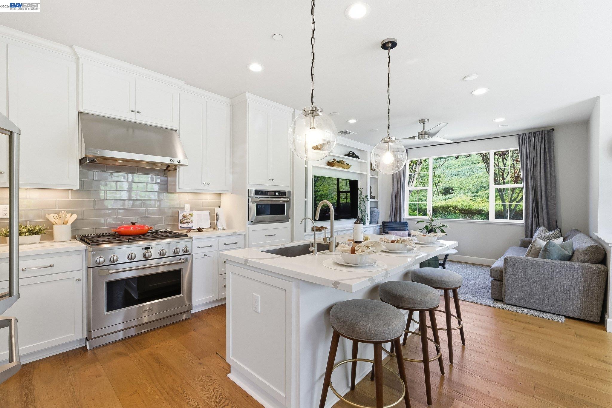 Photo #1: 41135588 Listing: Photo #1