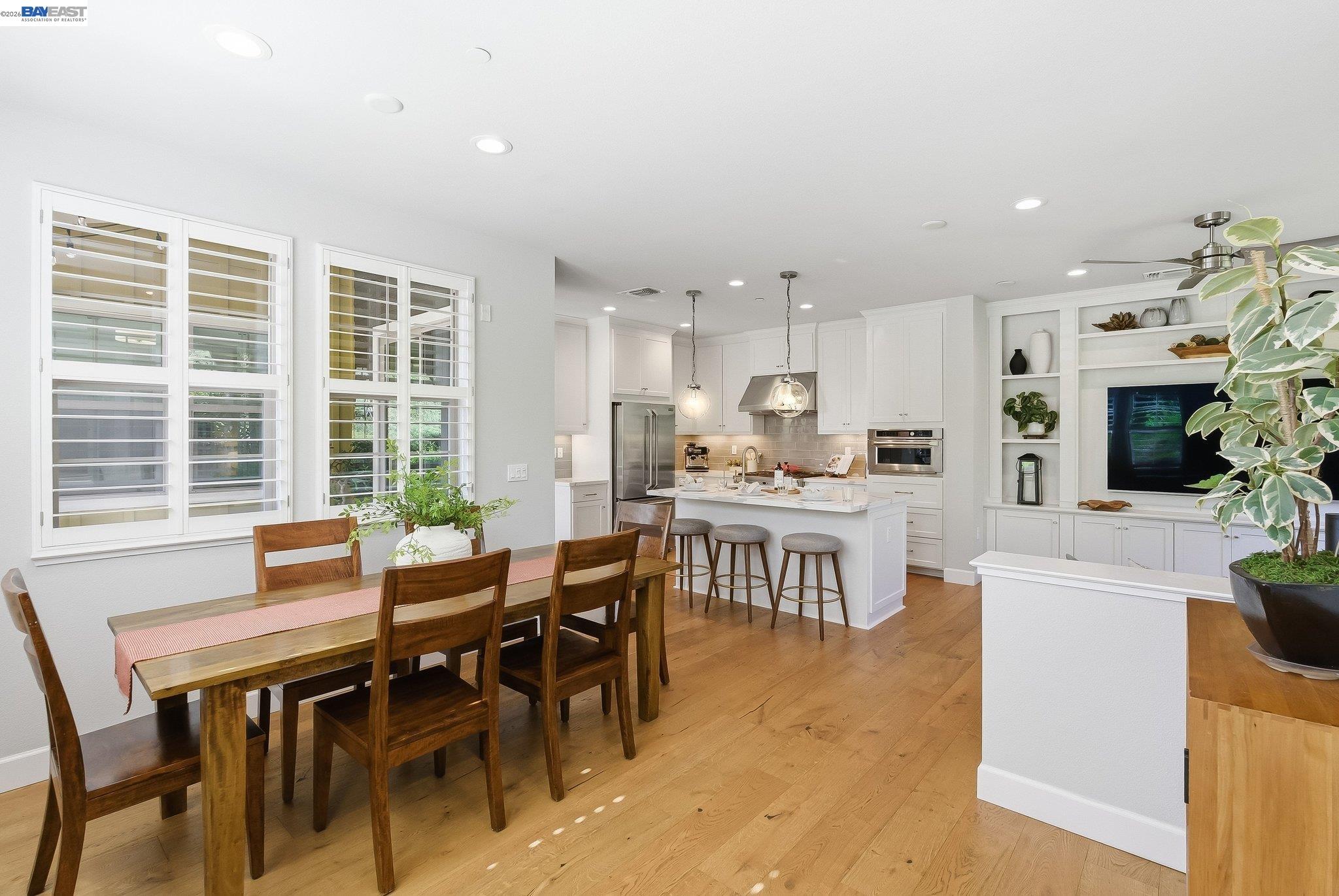 Photo #3: 41135588 Listing: Photo #3