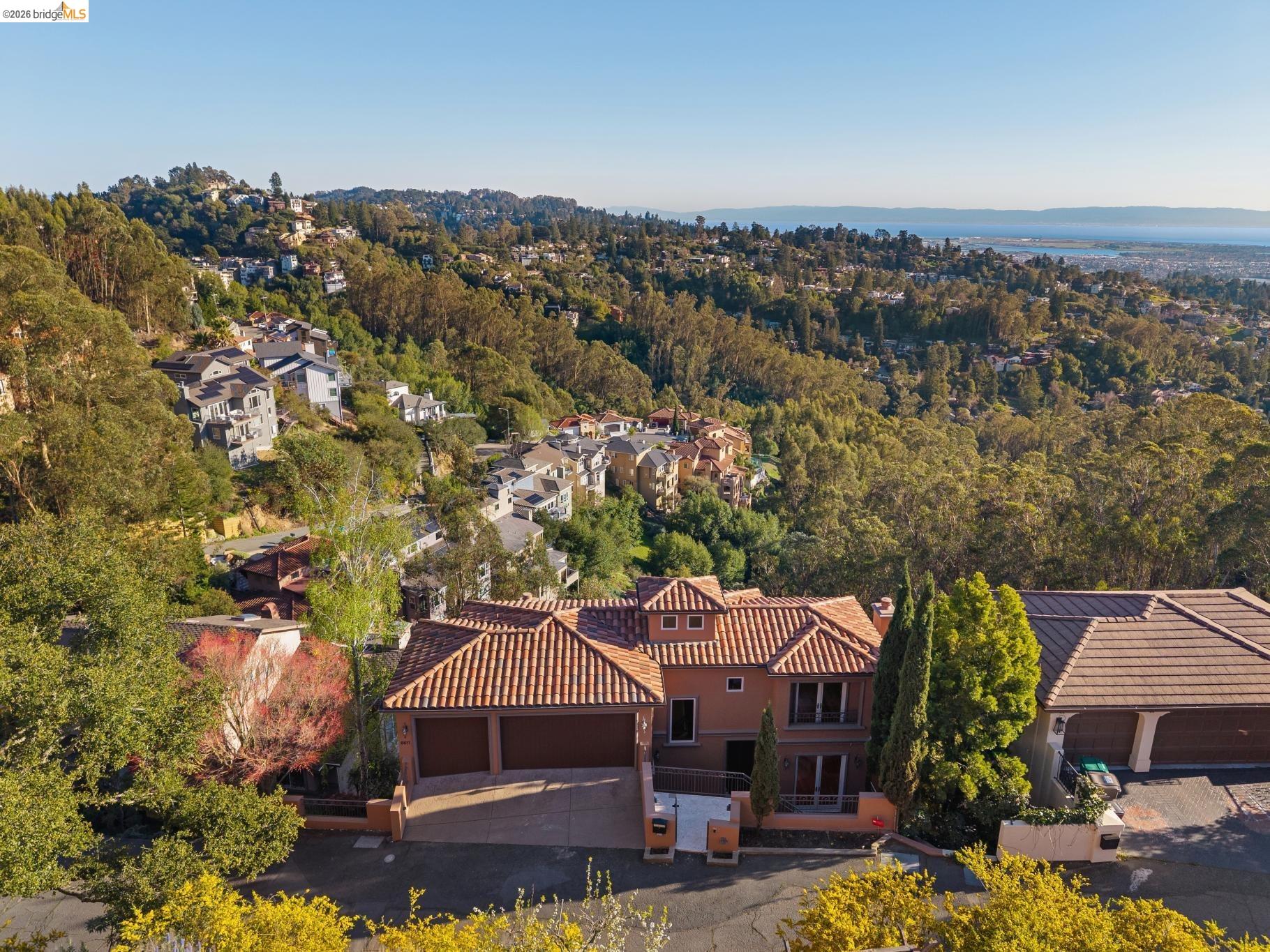 6611 Elverton Dr, Oakland CA 94611 — photo 2
