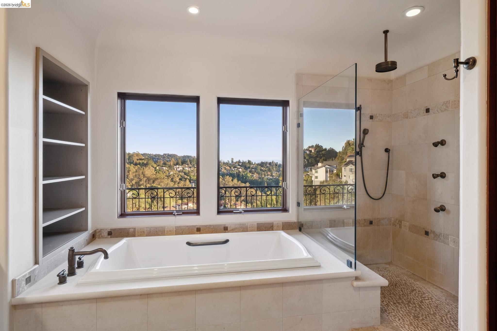 6611 Elverton Dr, Oakland CA 94611 — photo 59
