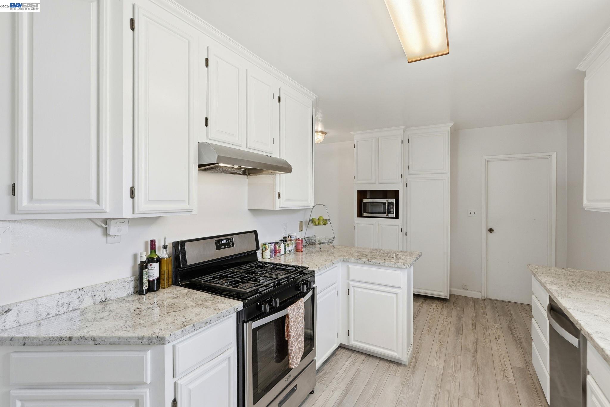 560 41St St, Richmond CA 94805 — photo 14