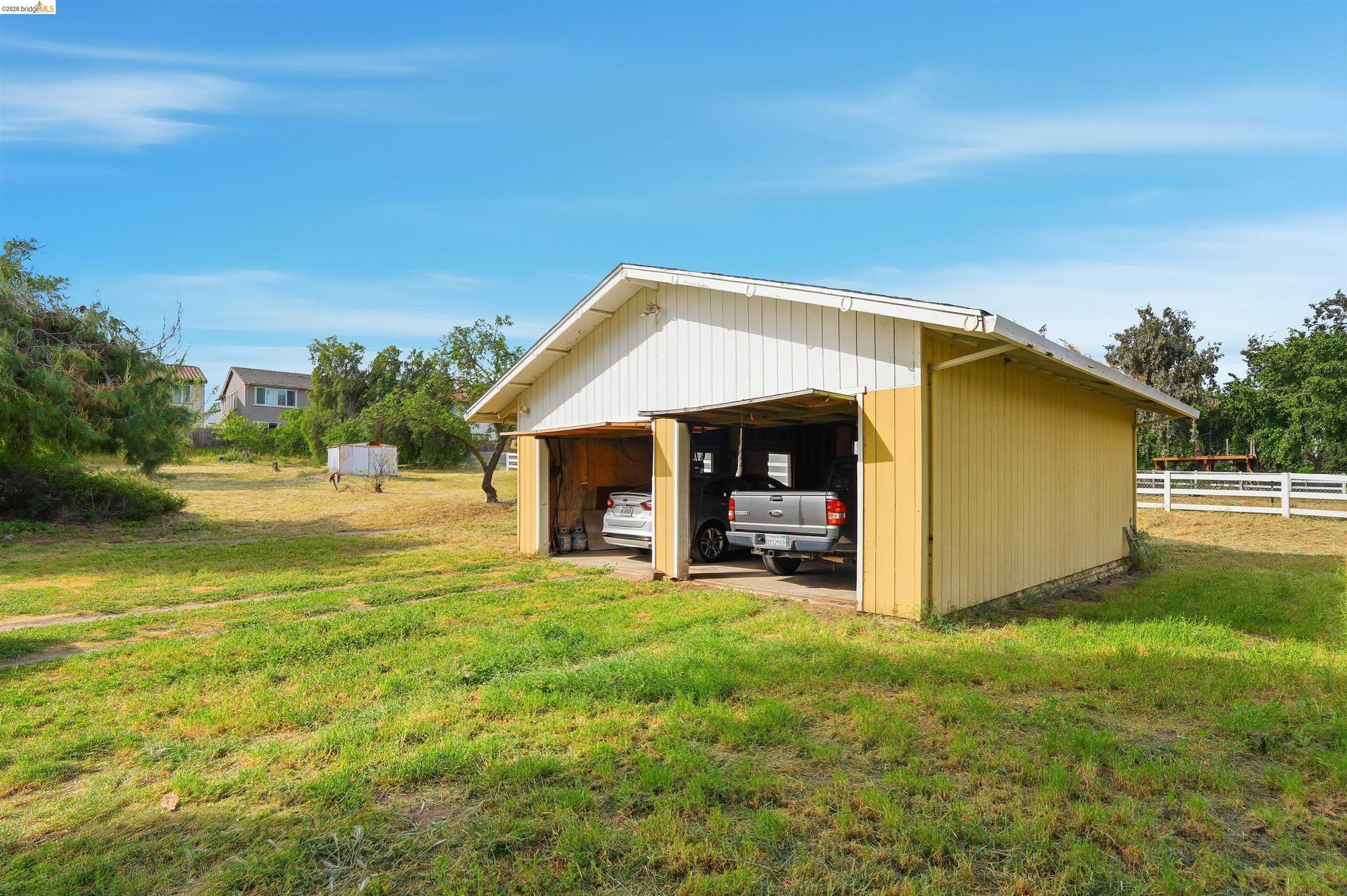 209 Honey Ln, Oakley CA 94561 — photo 25