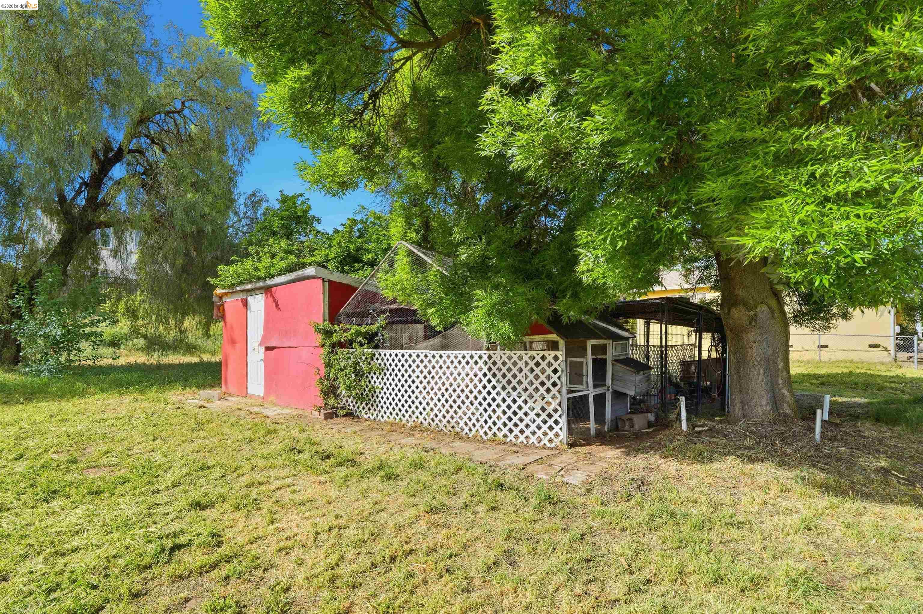 209 Honey Ln, Oakley CA 94561 — photo 8