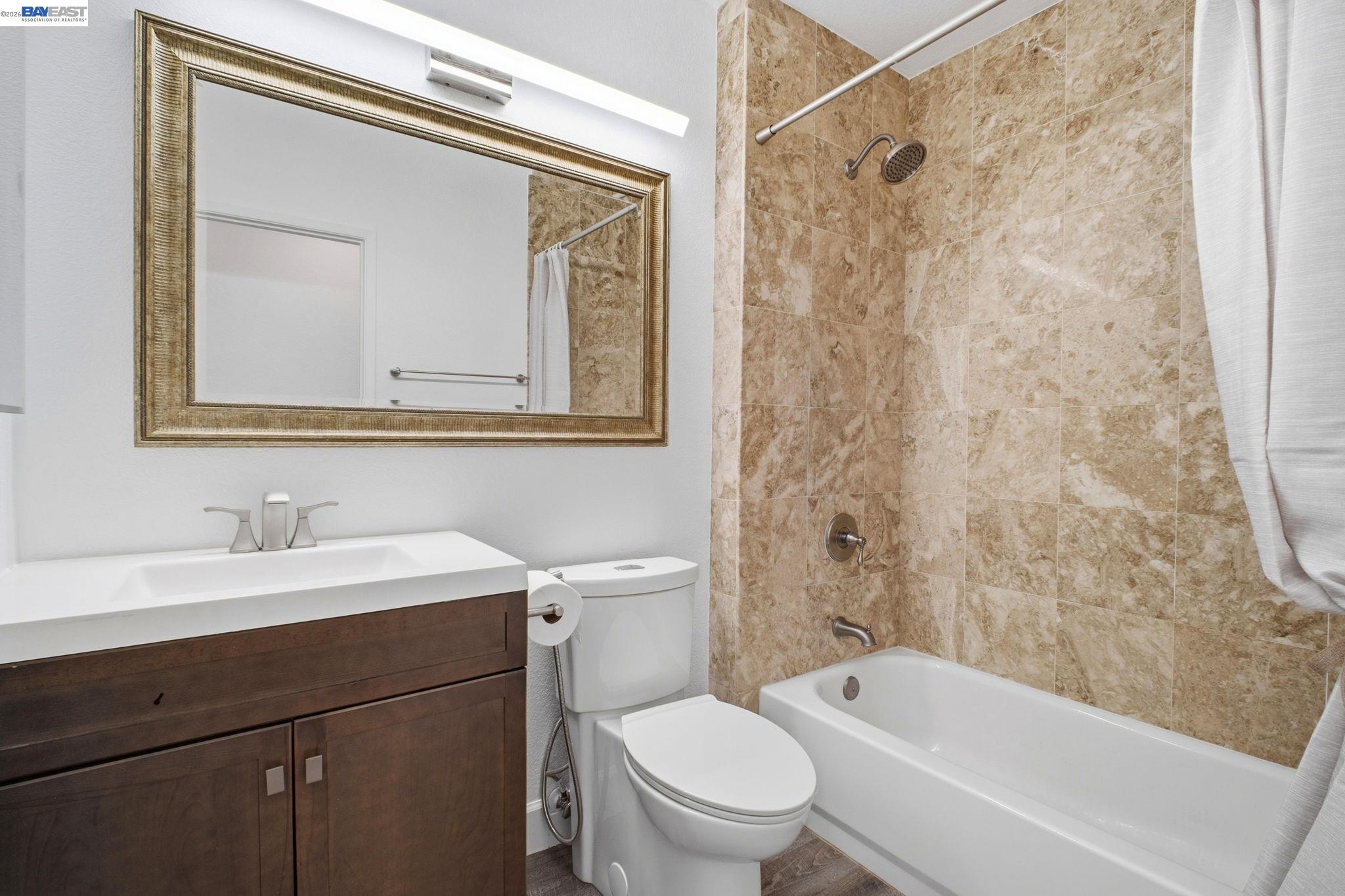 Photo #7: 41135613 Listing: Photo #7