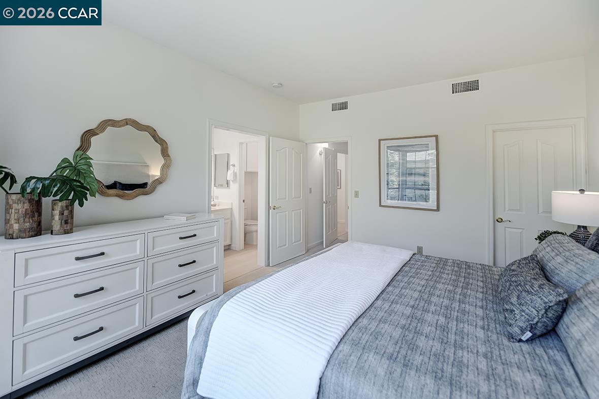 Photo #26: 41135617 Listing: Photo #26