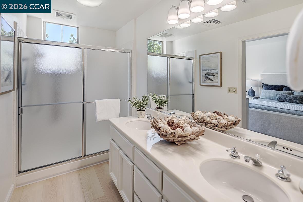 Photo #28: 41135617 Listing: Photo #28