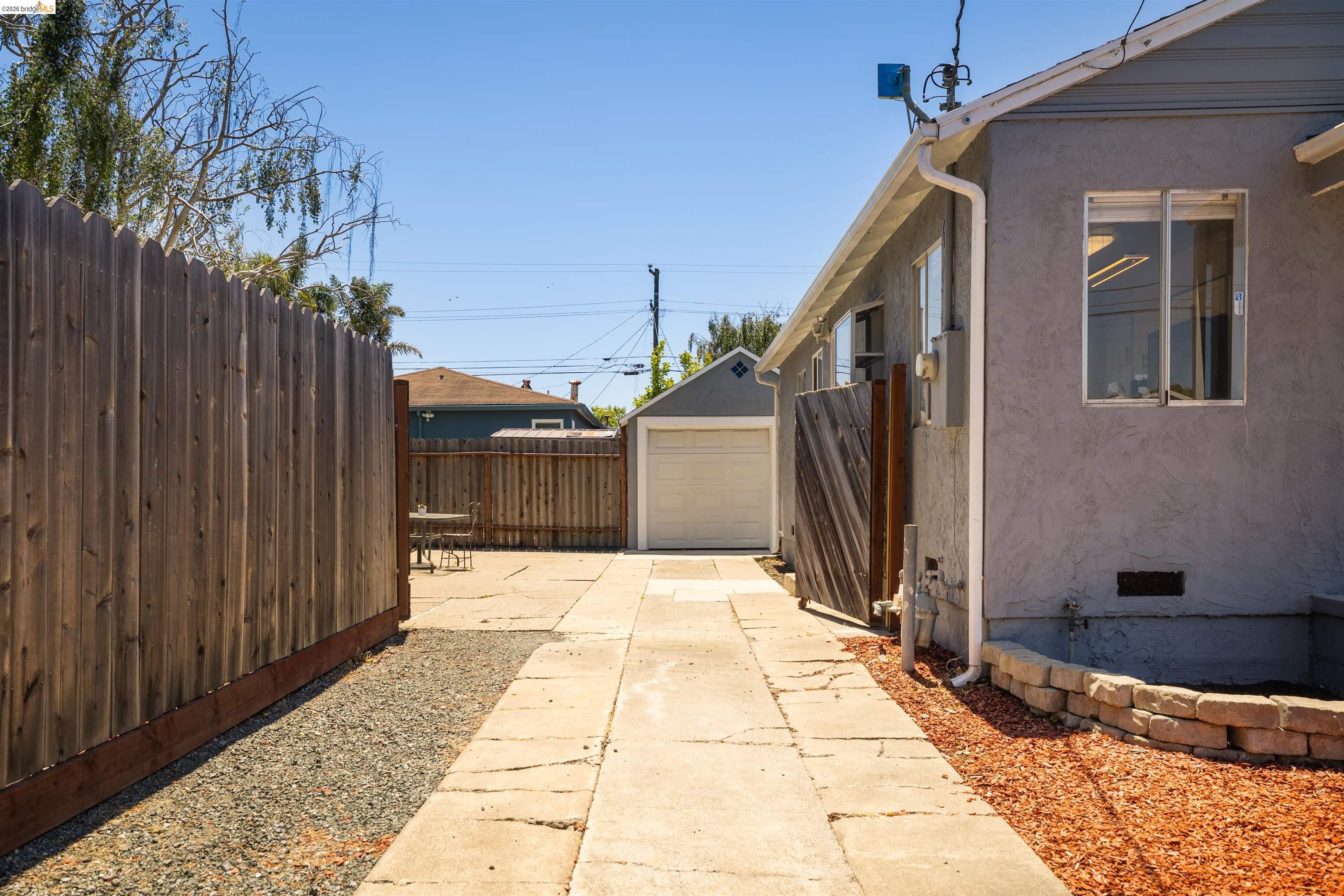 2726 Rheem Ave, Richmond CA 94804 — photo 20