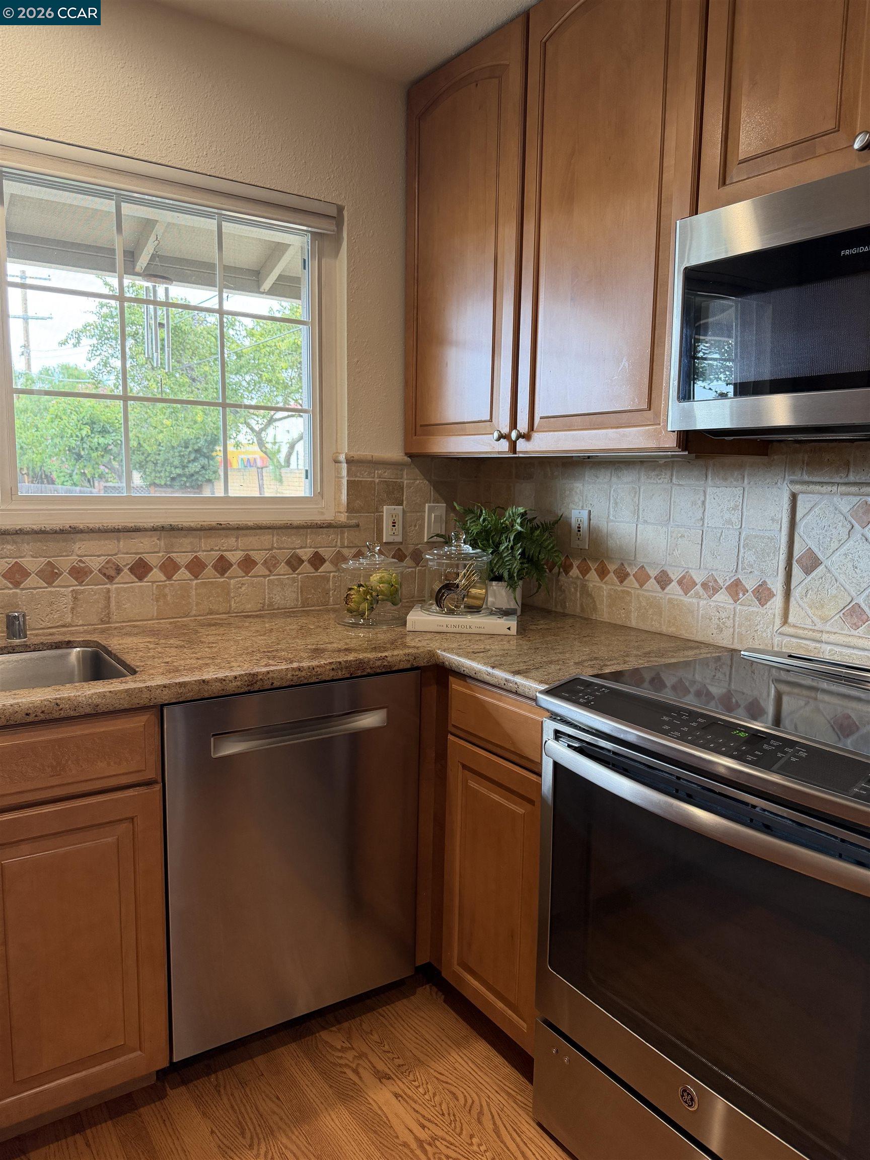 2290 La Mar Drive, Concord CA 94518 — photo 11
