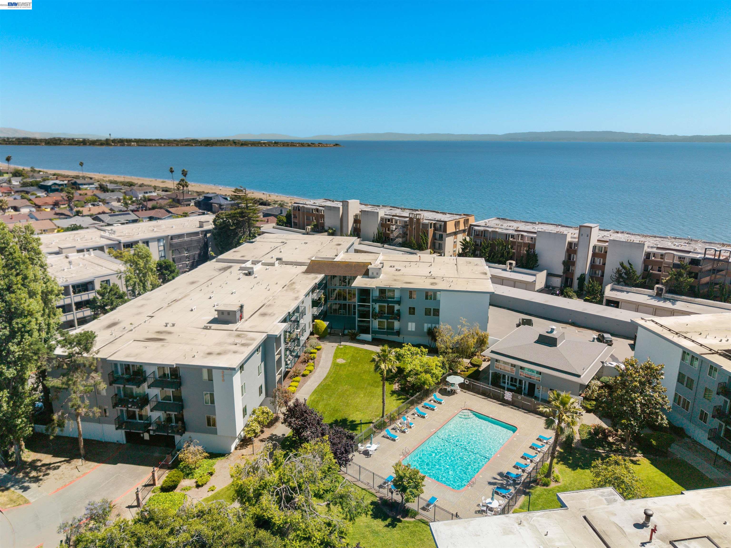 Condos For Sale in Alameda CA