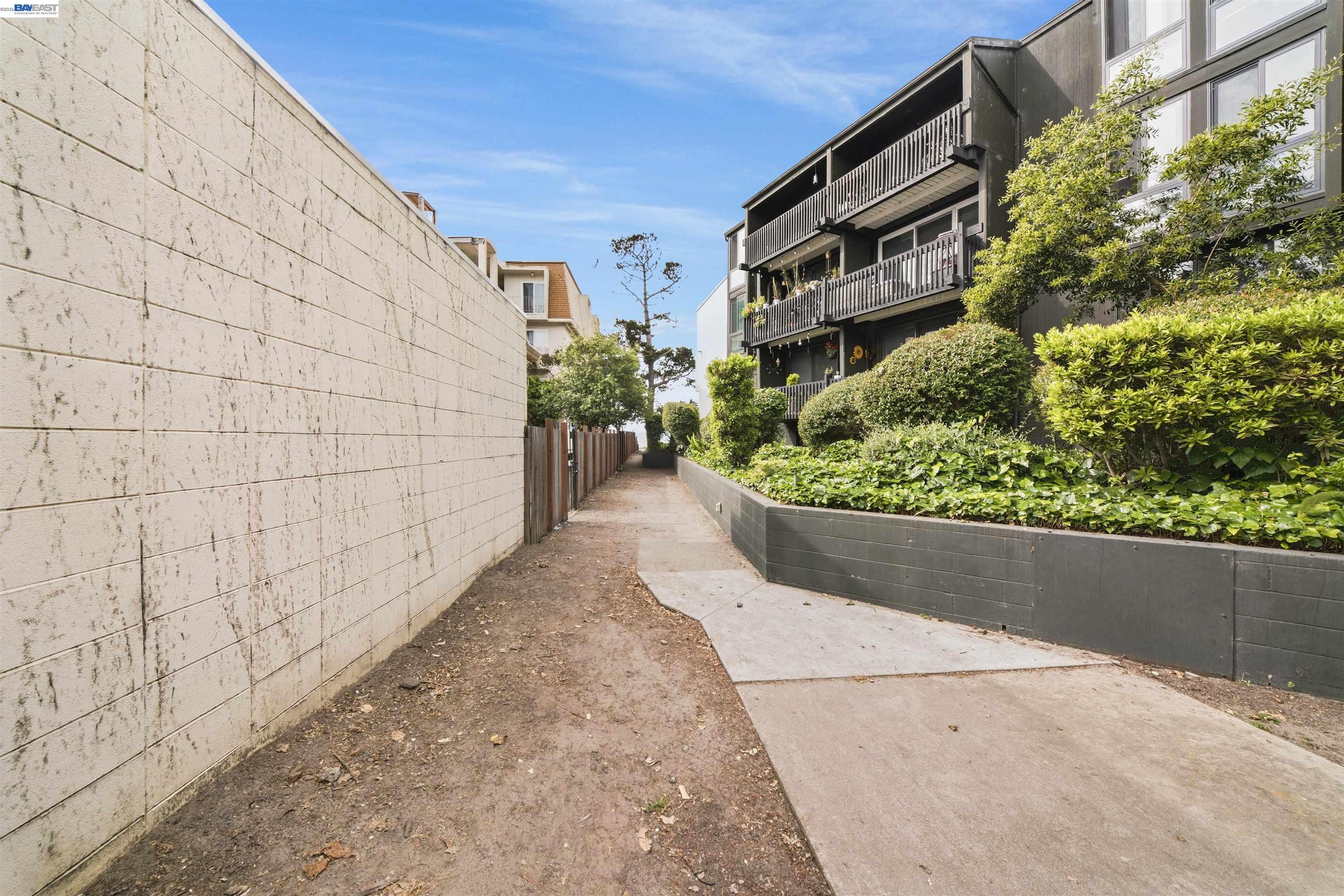 Photo #31: 41135630 Listing: Photo #31