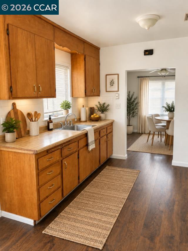 251 E 17th Street, Pittsburg CA 94565 — photo 8
