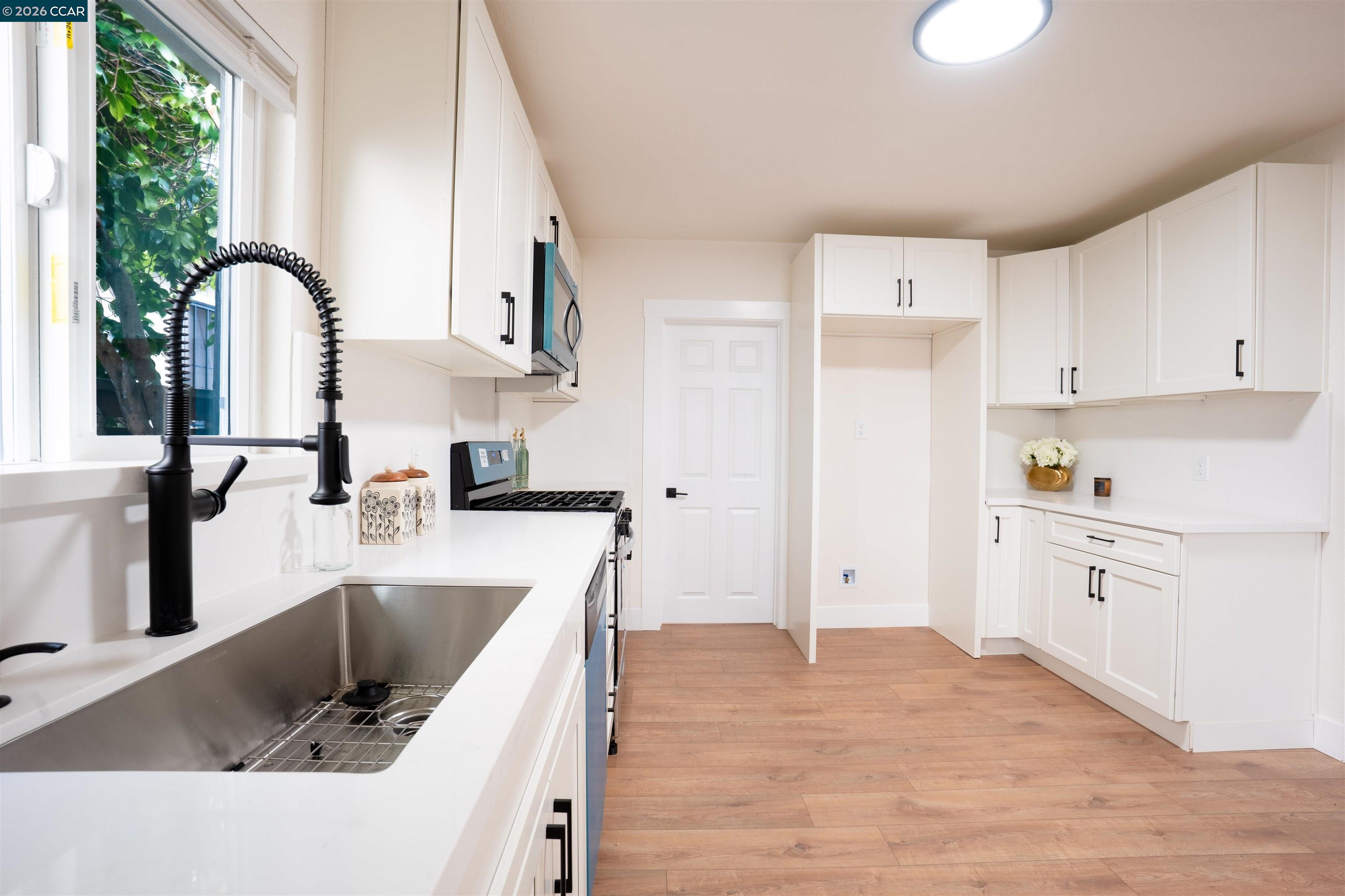 965 Arlington Ave, Oakland CA 94608 — photo 7