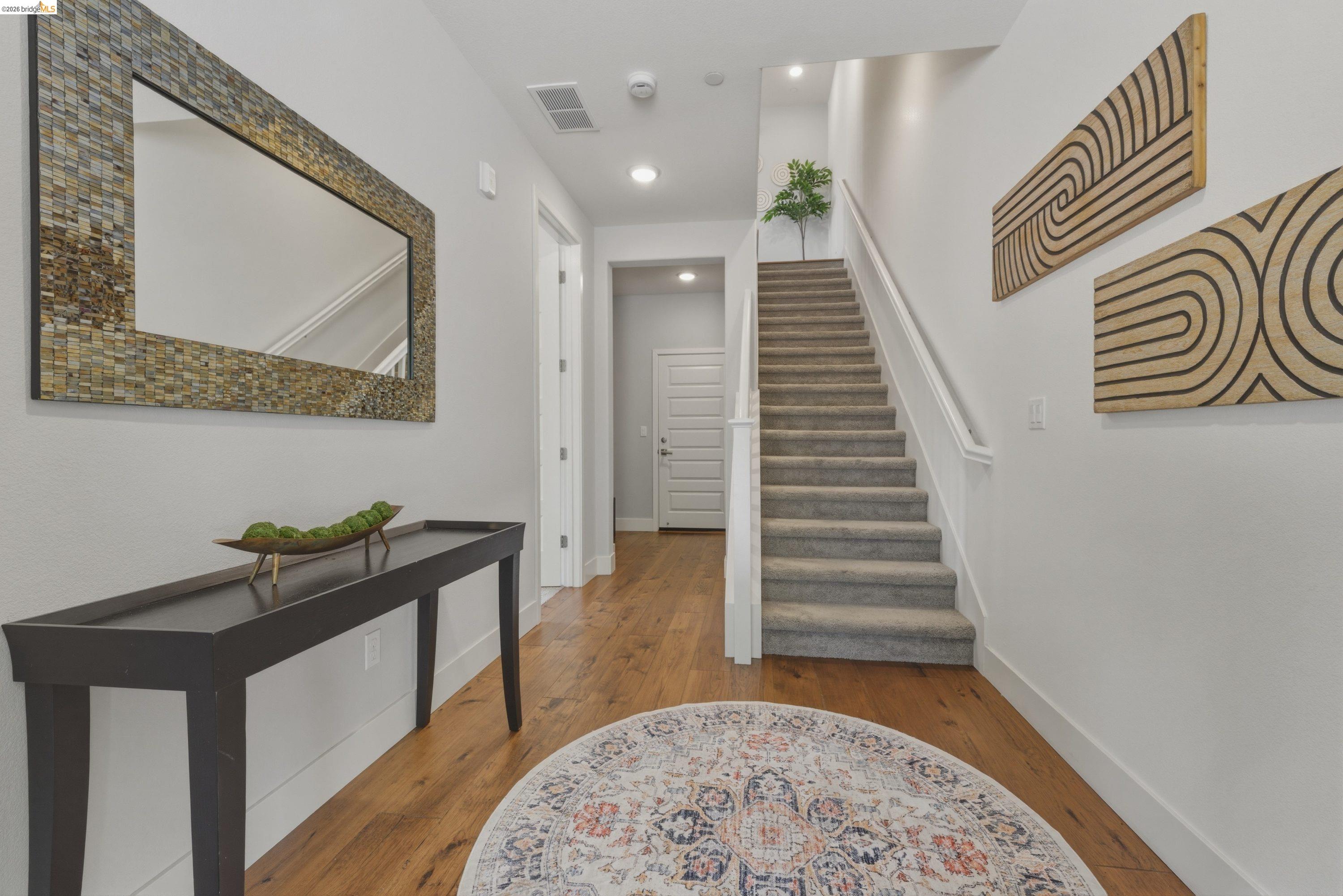 Photo #3: 41135644 Listing: Photo #3
