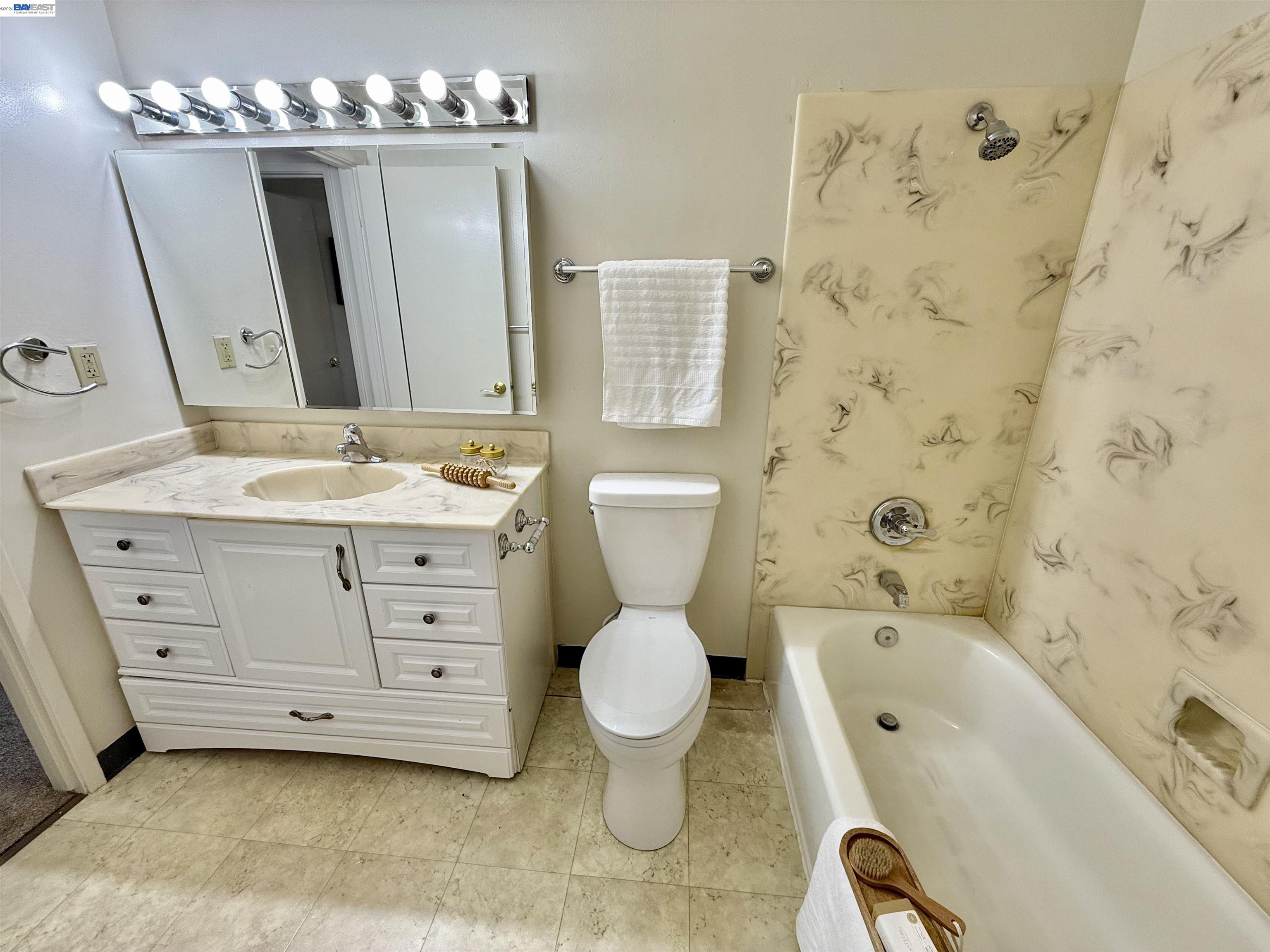 Photo #25: 41135645 Listing: Photo #25