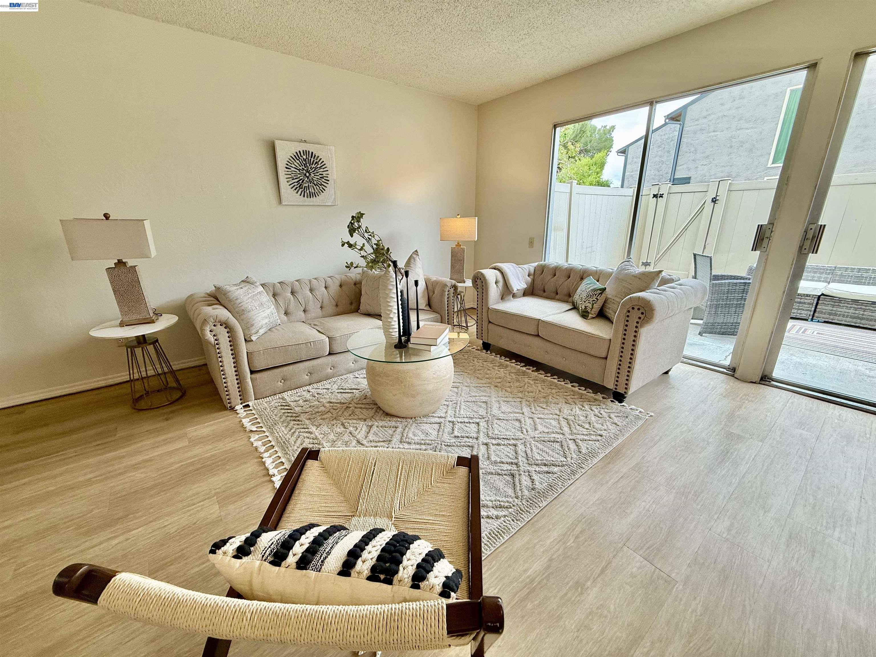 Photo #4: 41135645 Listing: Photo #4