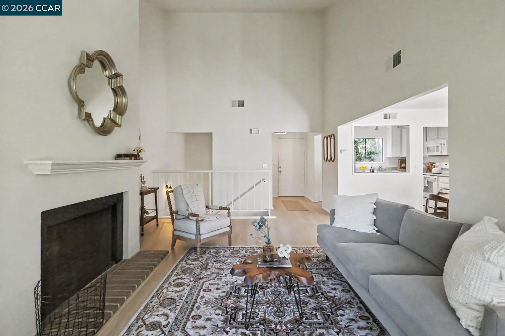 Photo #7: 41135652 Listing: Photo #7