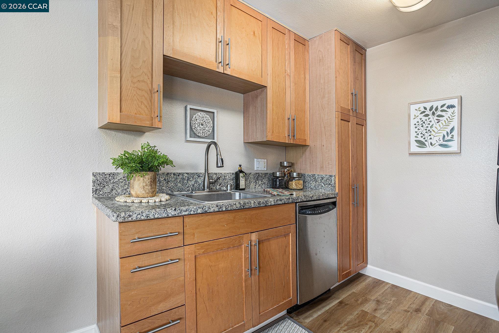 Photo #11: 41135654 Listing: Photo #11