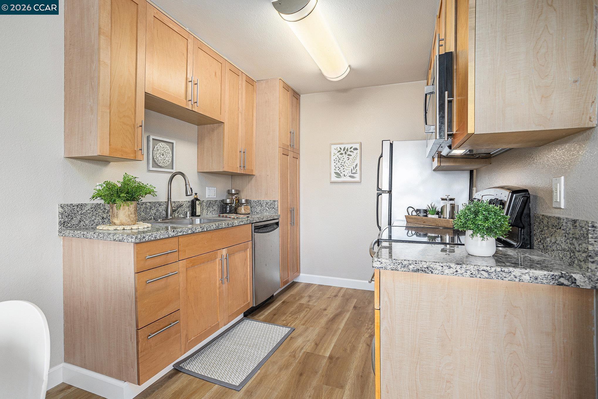 Photo #10: 41135654 Listing: Photo #10