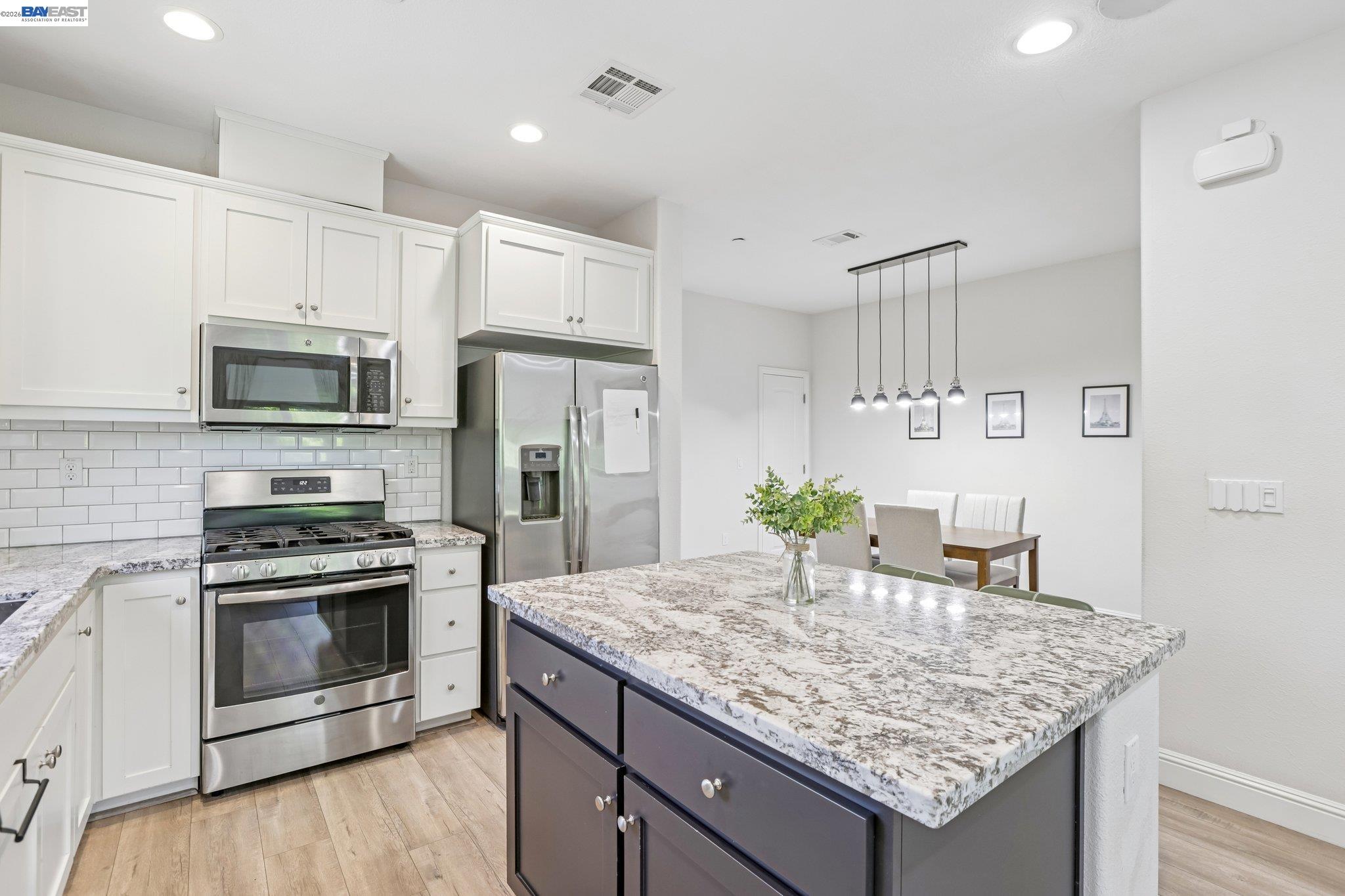 Photo #11: 41135696 Listing: Photo #11