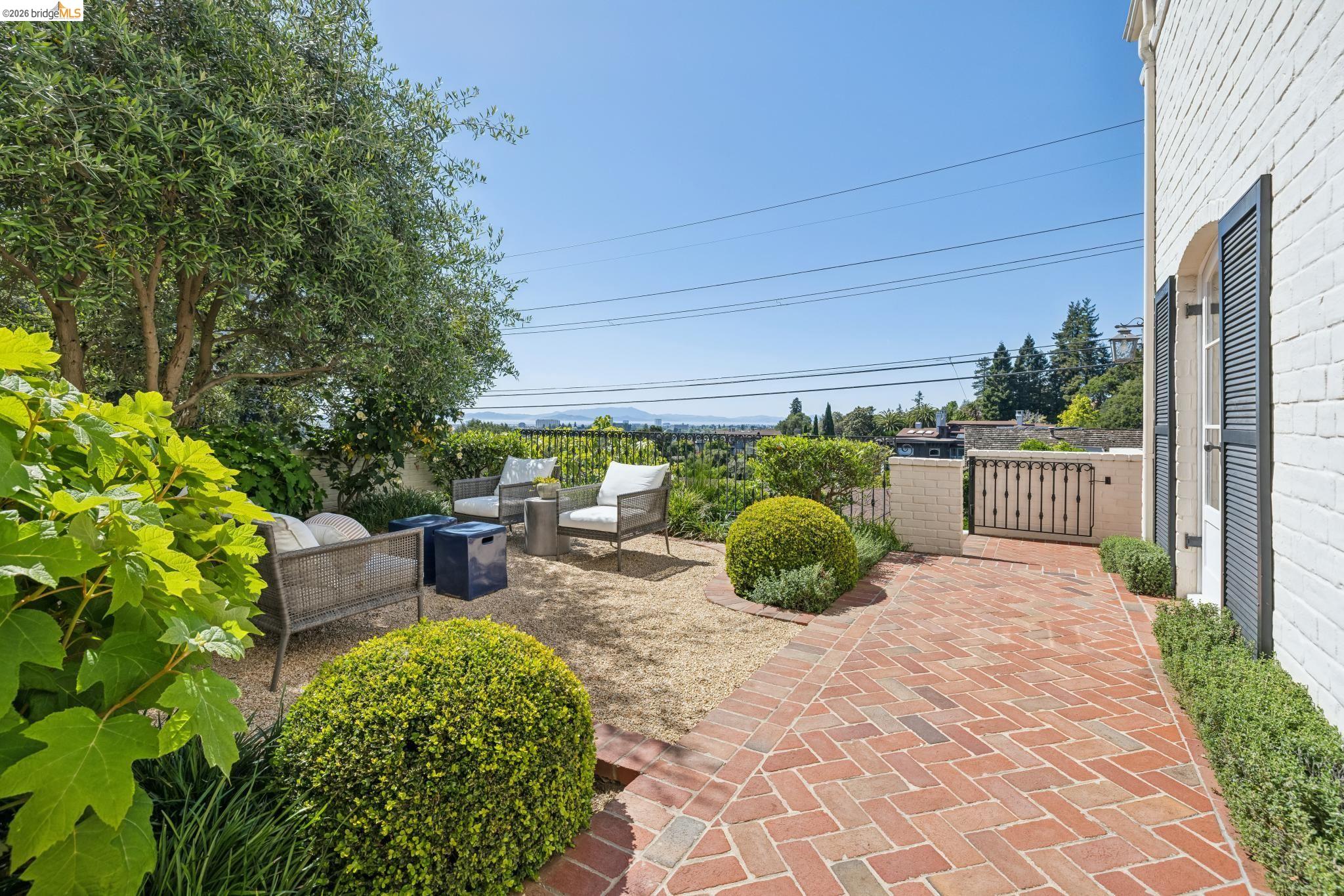 126 WOODLAND WAY, PIEDMONT, CA 94611  Photo 7