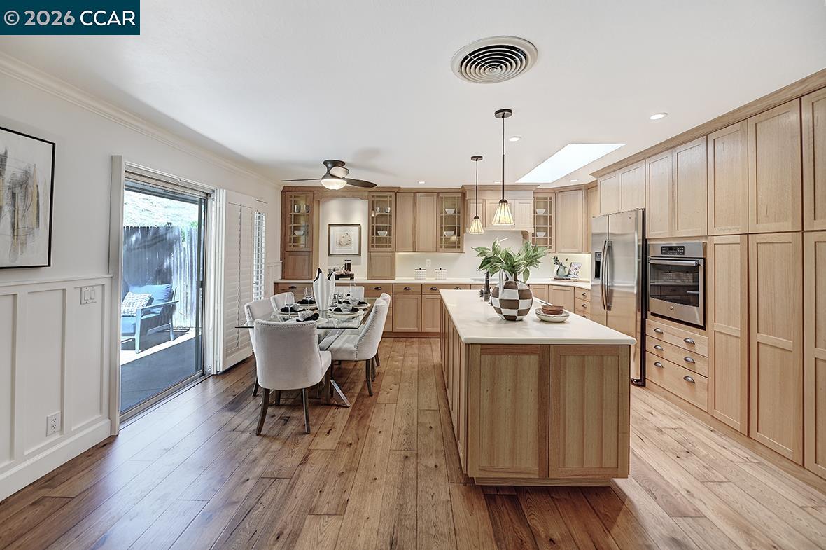 Photo #3: 41135721 Listing: Photo #3