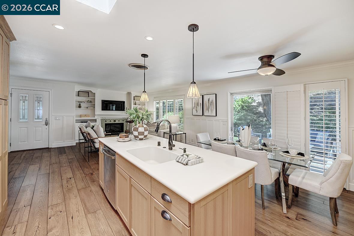 Photo #4: 41135721 Listing: Photo #4