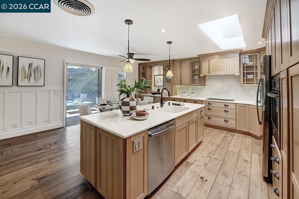 Photo #5: 41135721 Listing: Photo #5