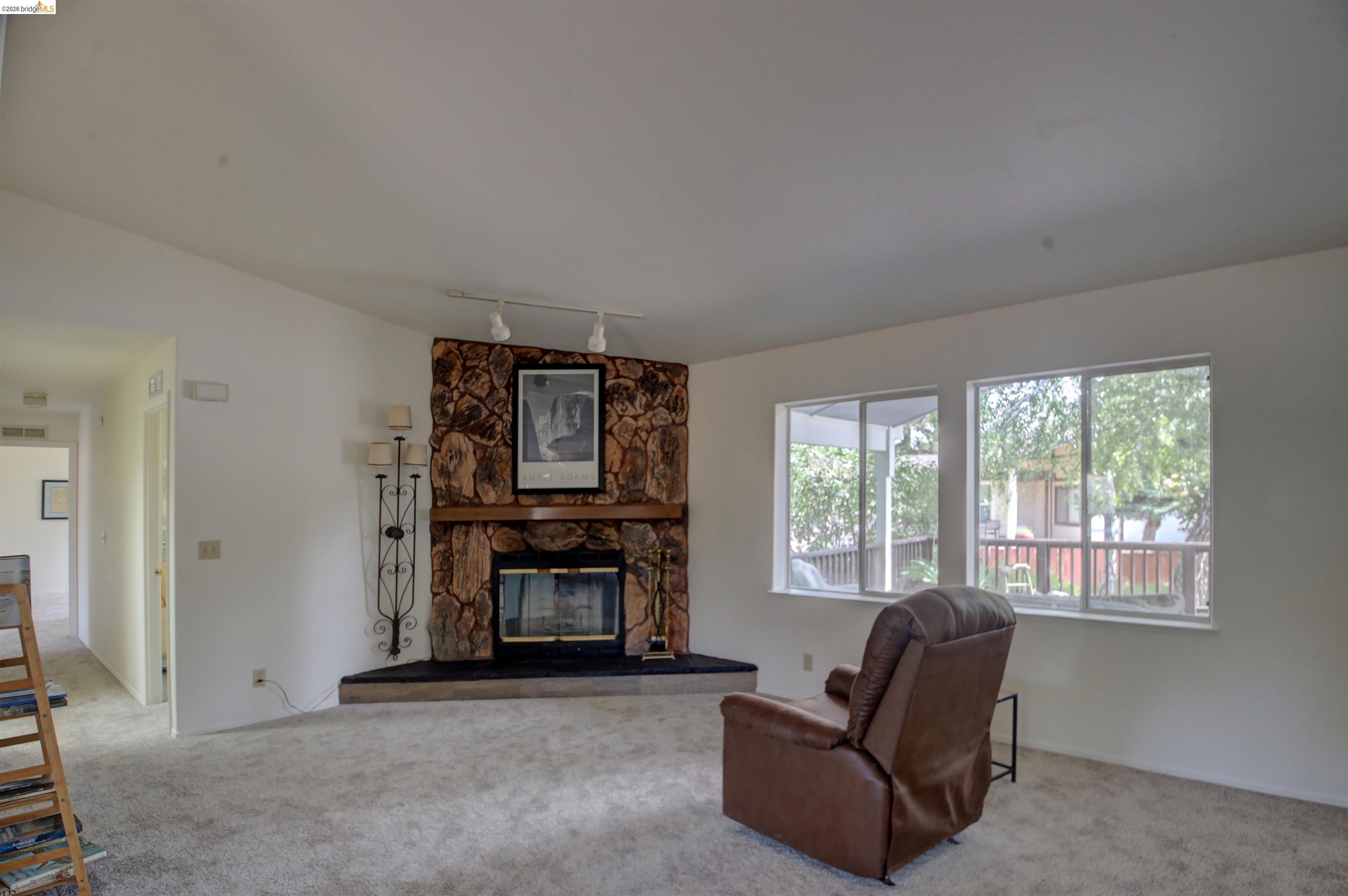 22857 Rolling Woods Dr, Groveland CA 95321 — photo 8