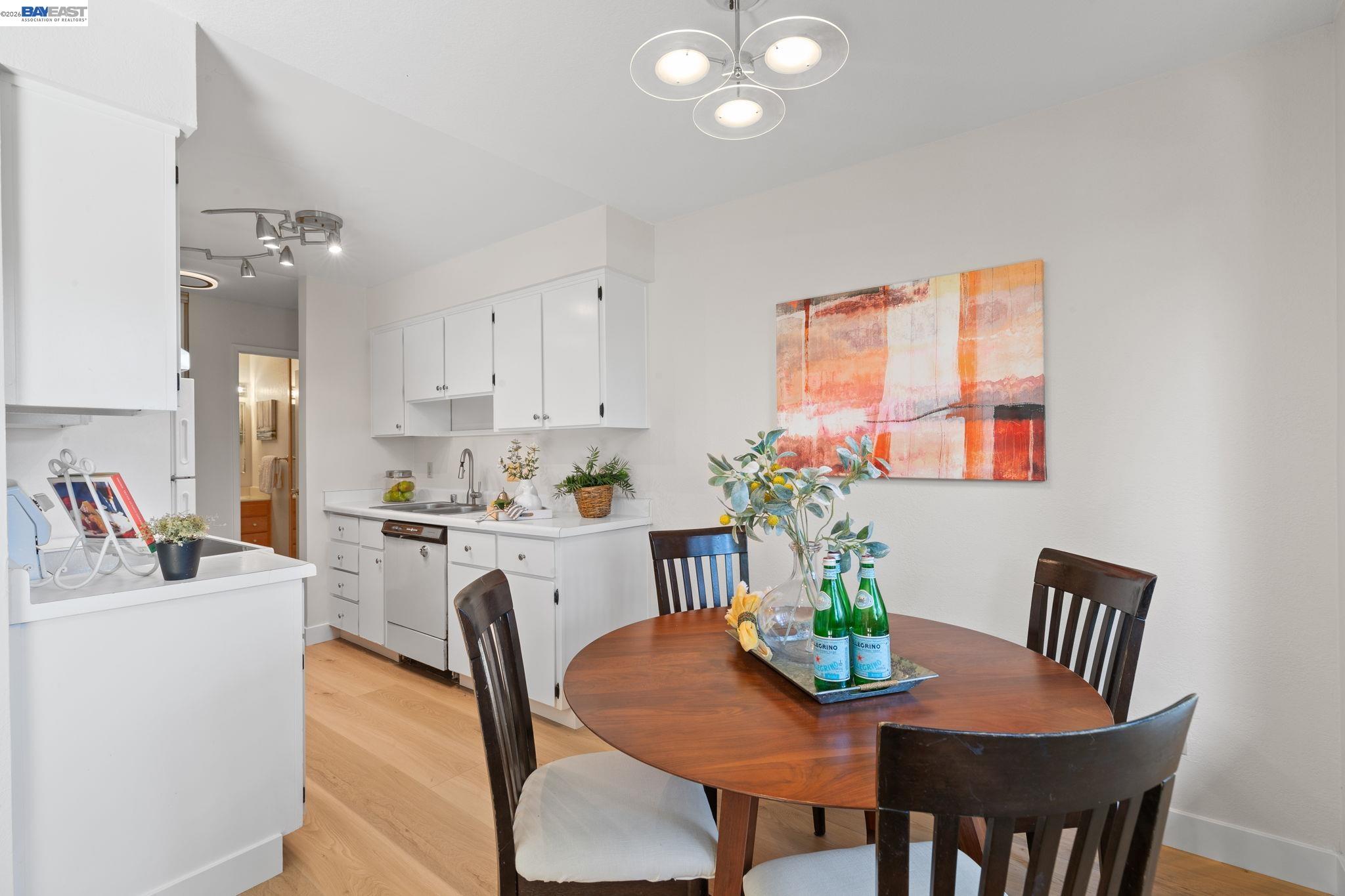 Photo #10: 41135738 Listing: Photo #10