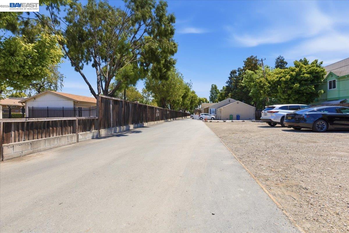 882 W Tennyson Rd, Hayward CA 94544 — photo 10