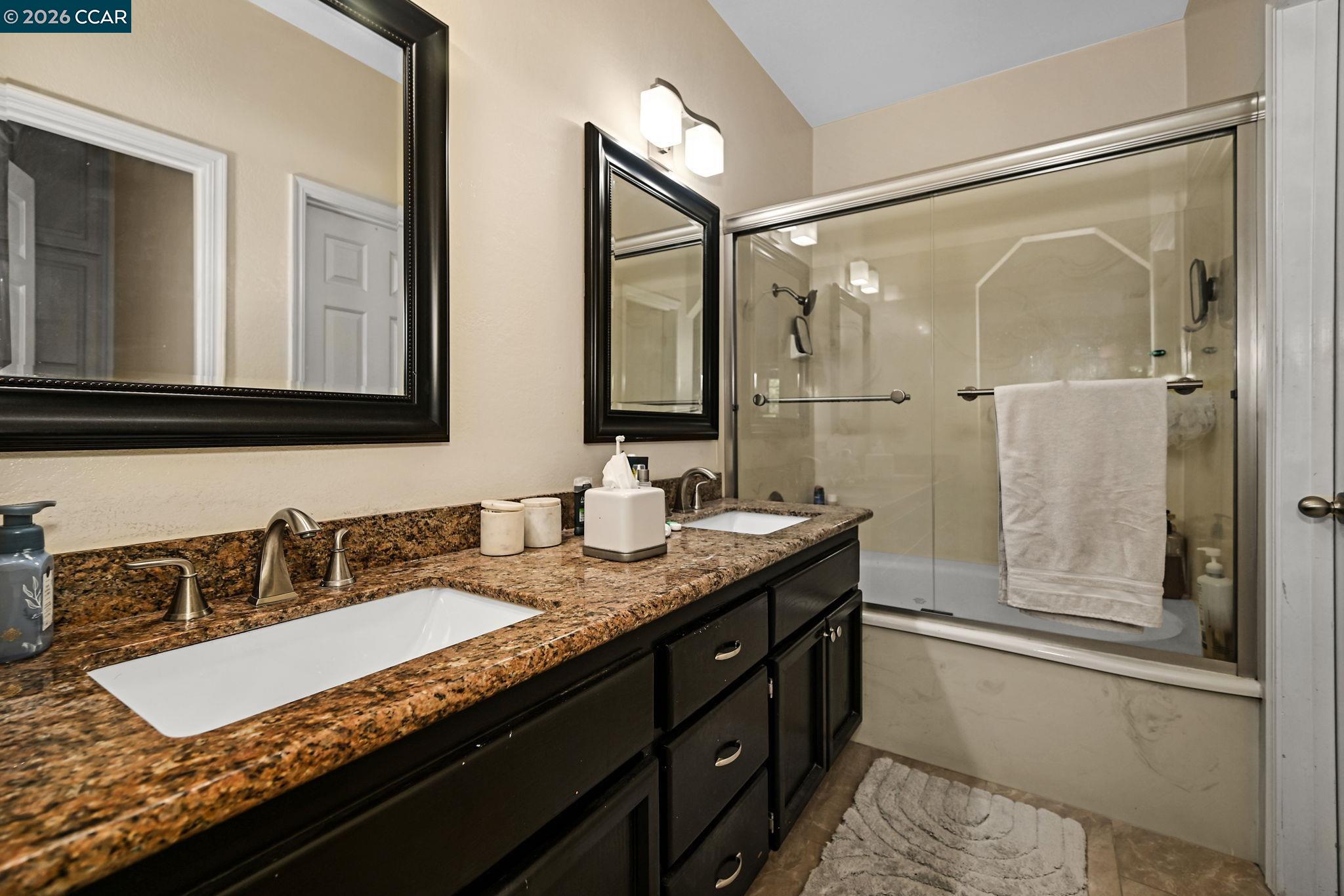 Photo #11: 41135745 Listing: Photo #11