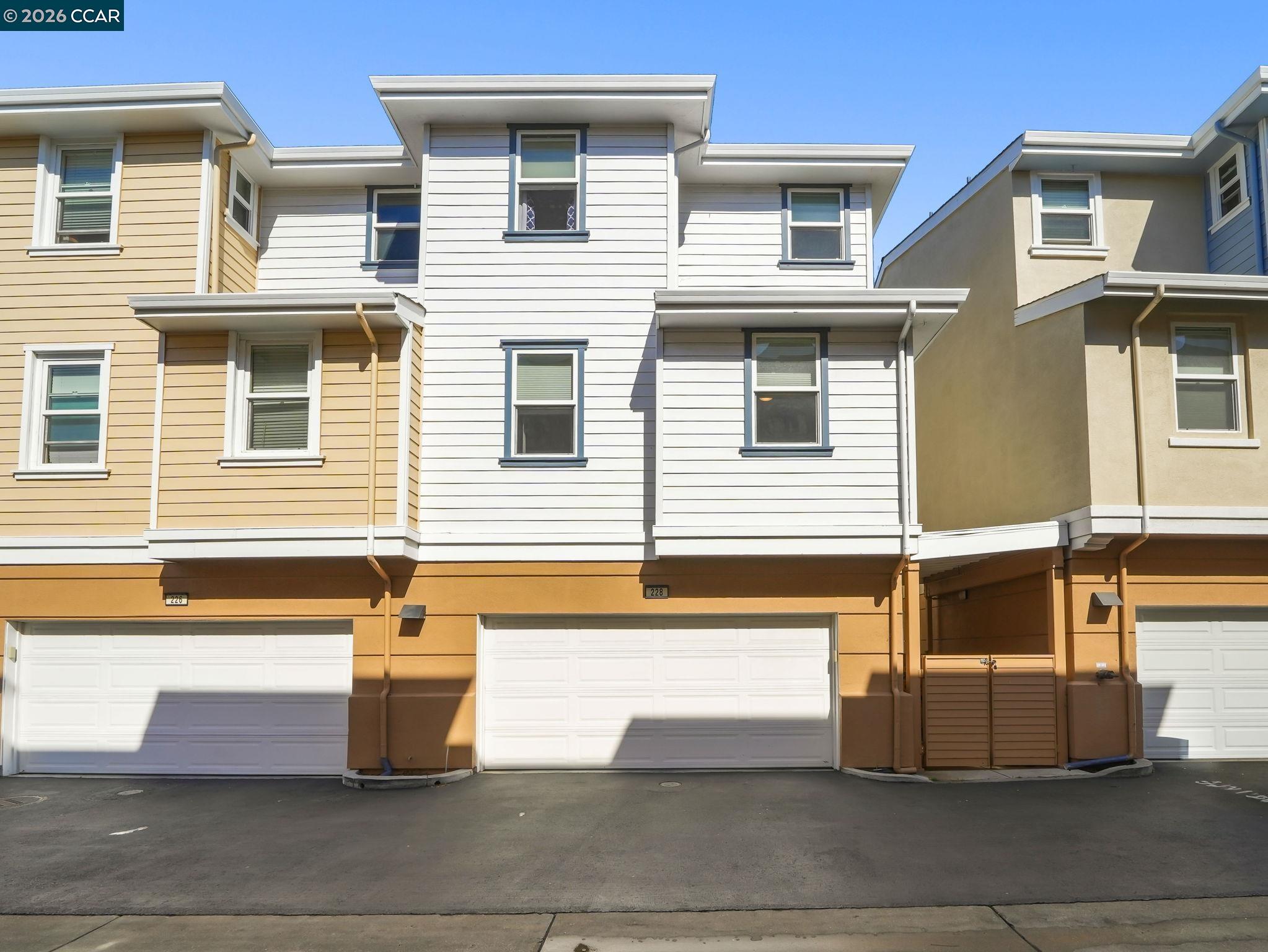 228 1St St, Benicia CA 94510 — photo 34