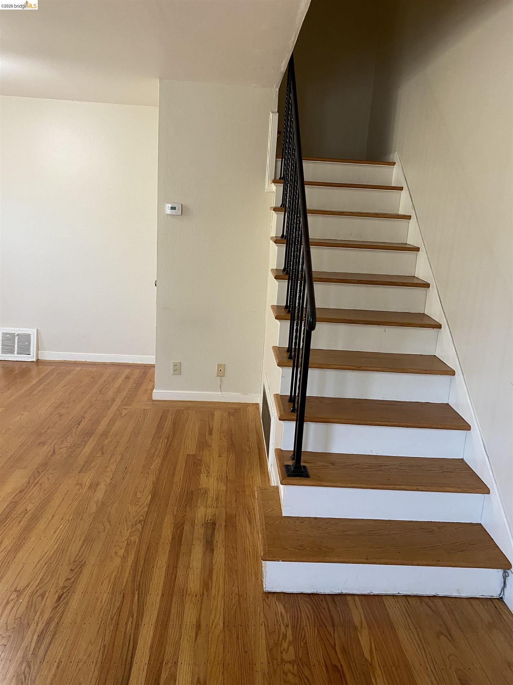 Photo #4: 41135758 Listing: Photo #4
