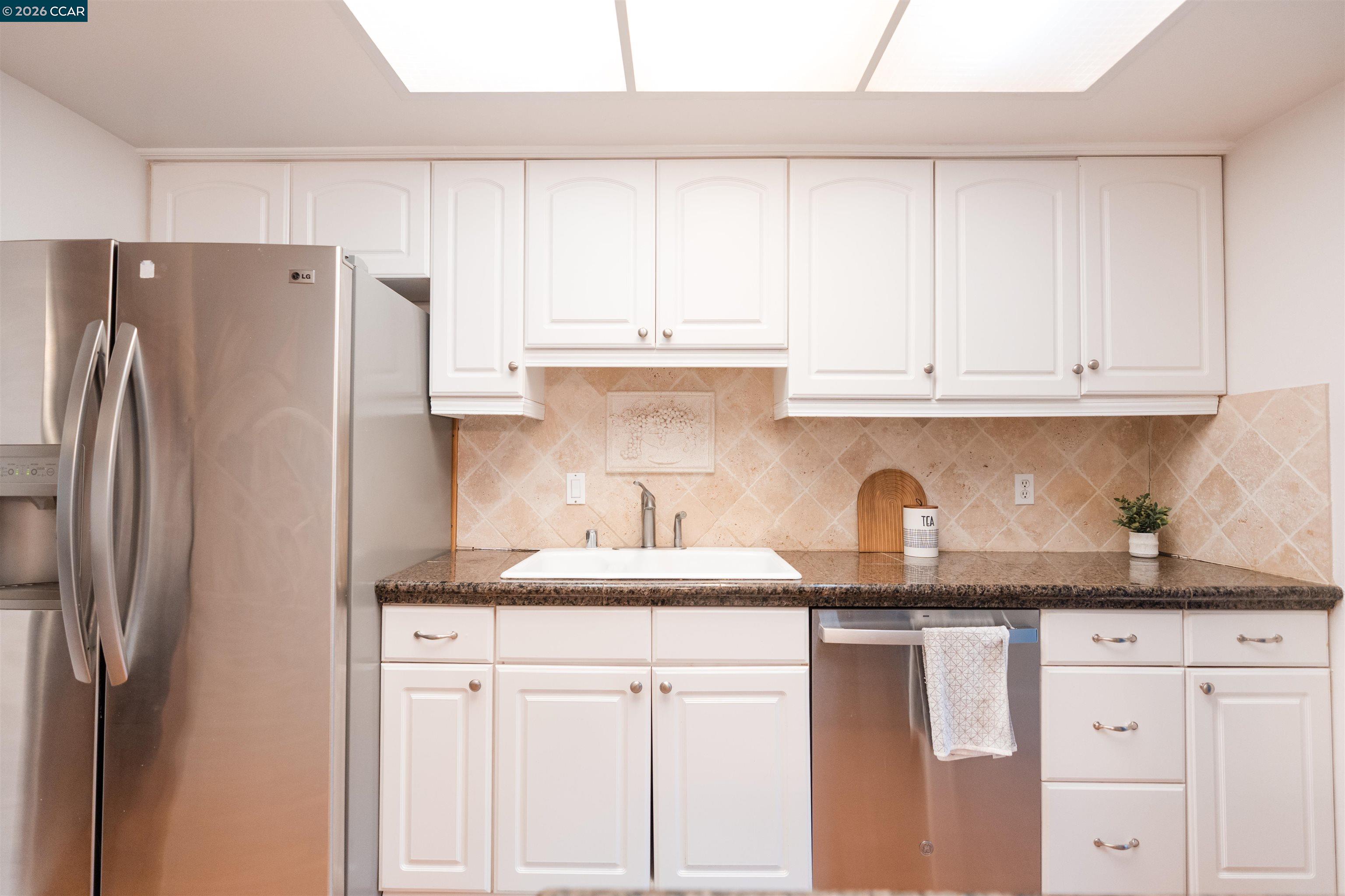Photo #8: 41135783 Listing: Photo #8