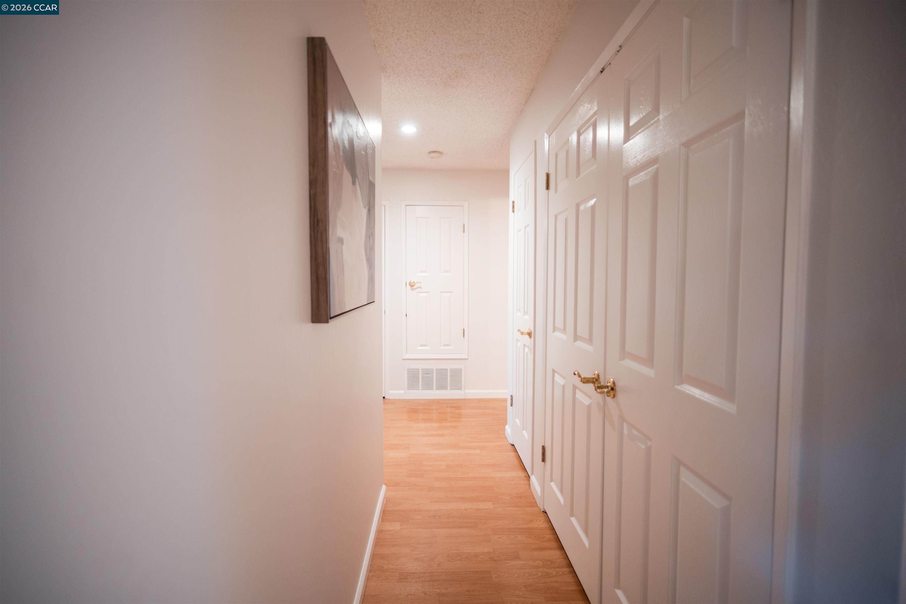 Photo #9: 41135783 Listing: Photo #9