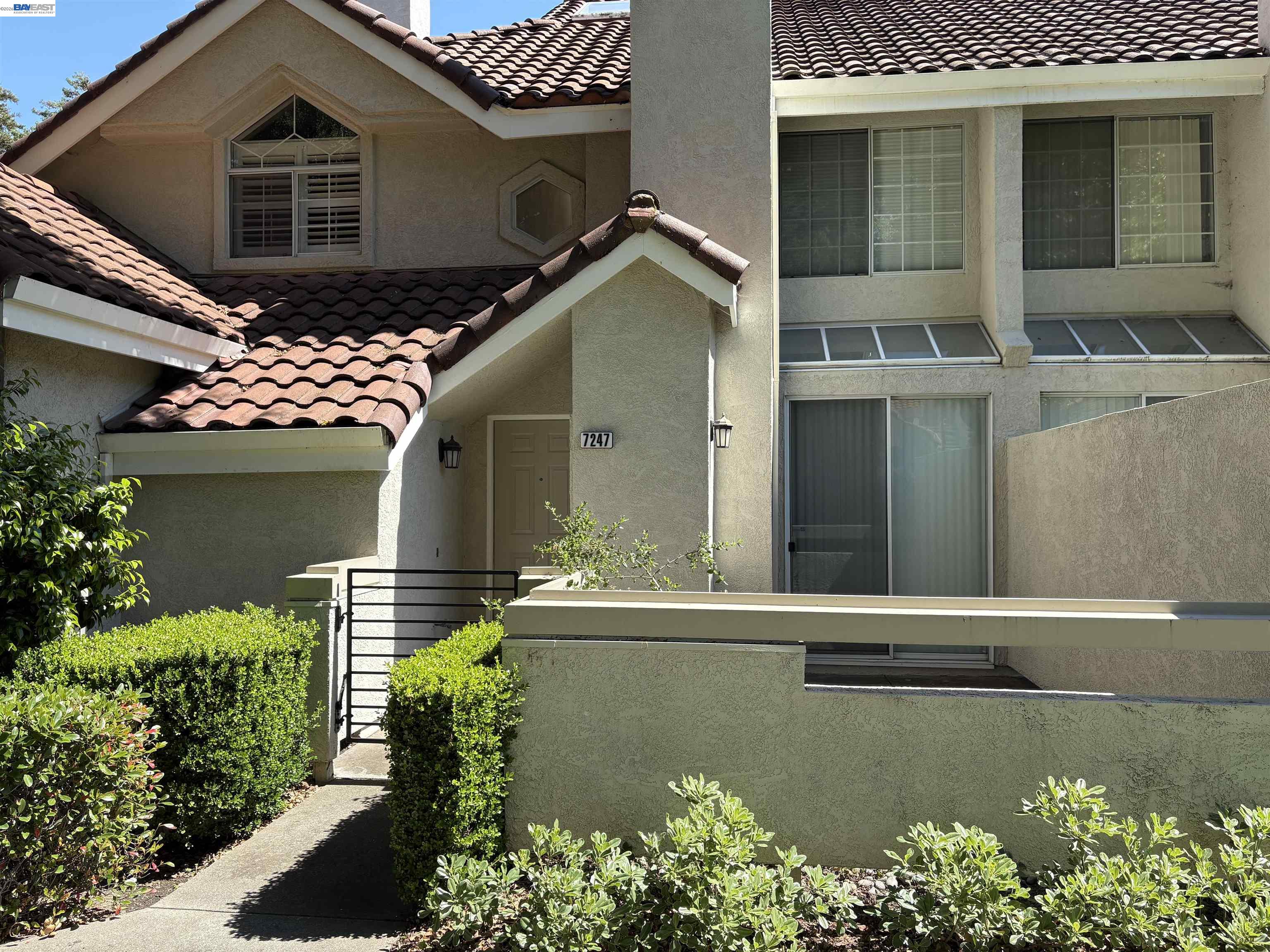 Photo #2: 41135786 Listing: Photo #2
