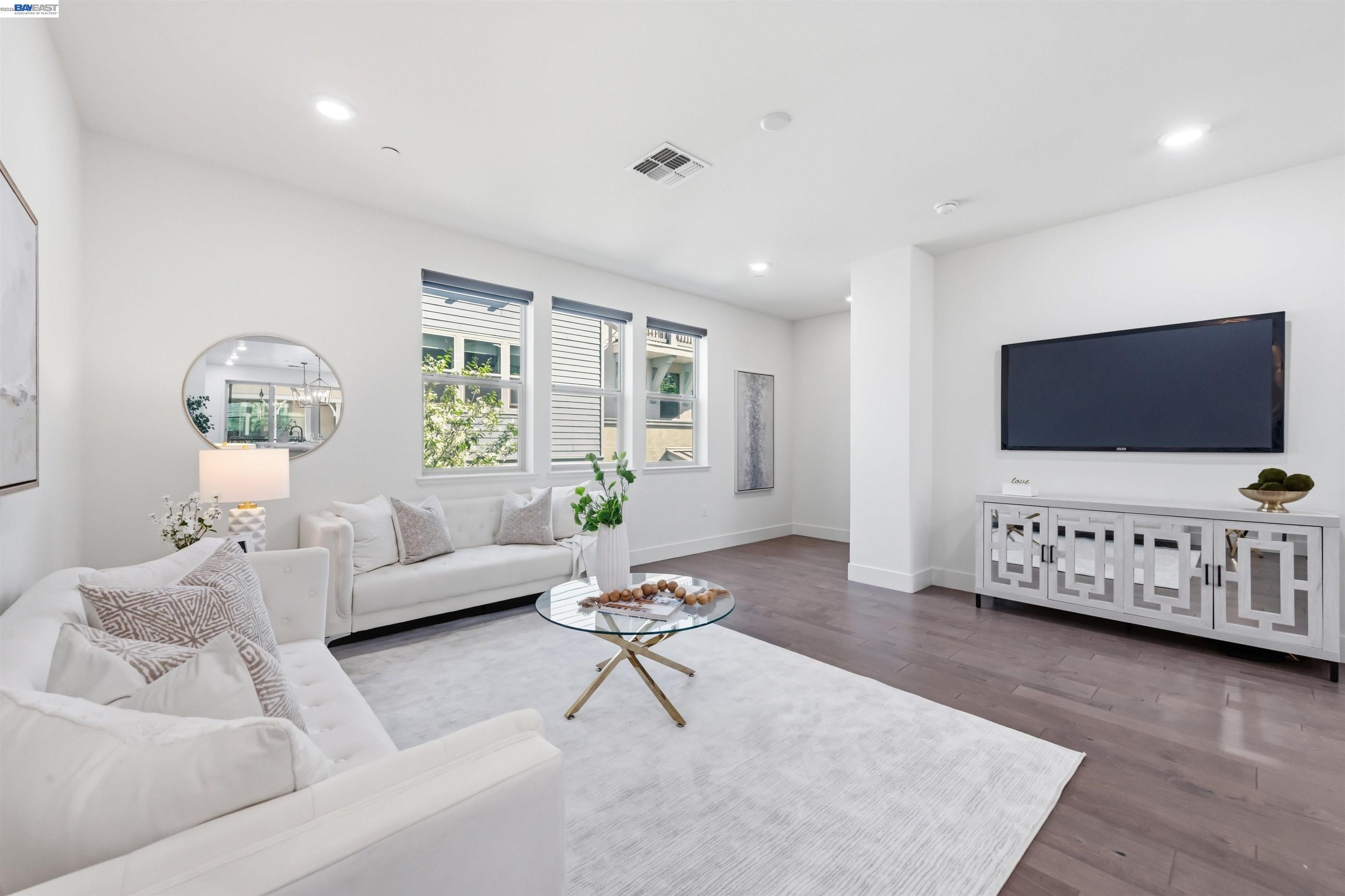 Photo #6: 41135790 Listing: Photo #6